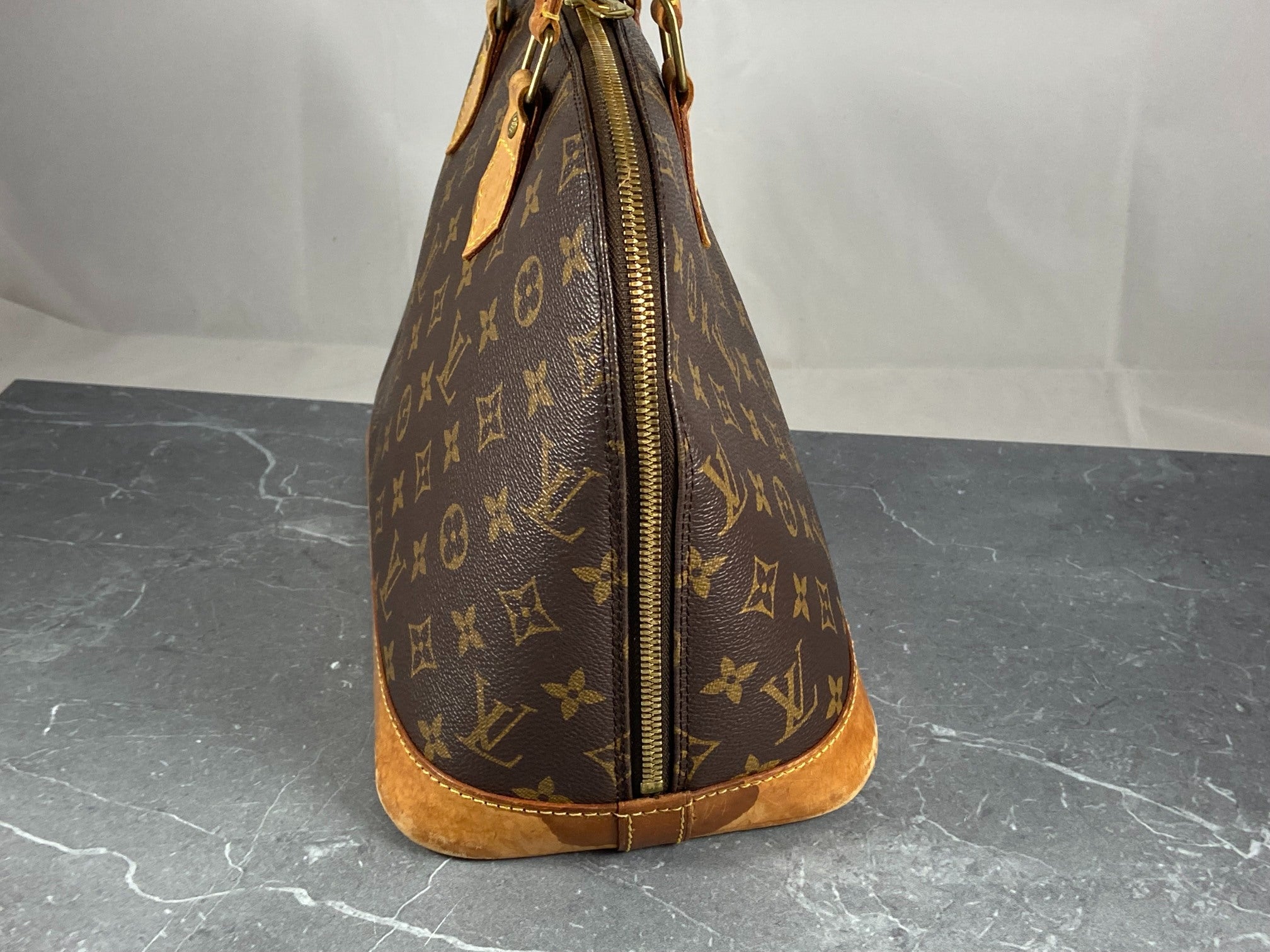 Louis Vuitton Alma PM Monogram Canvas