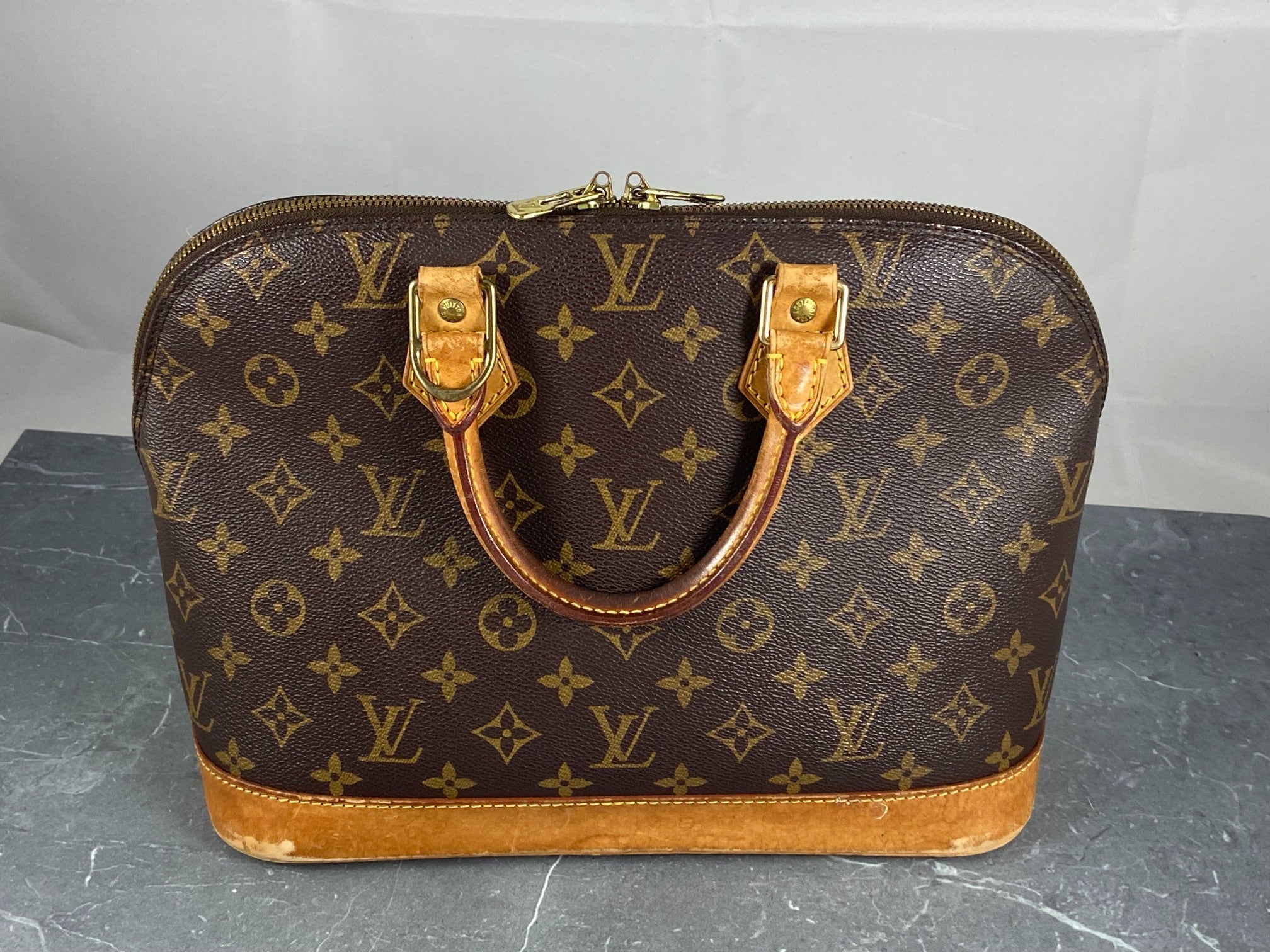 Louis Vuitton Alma PM Monogram Canvas