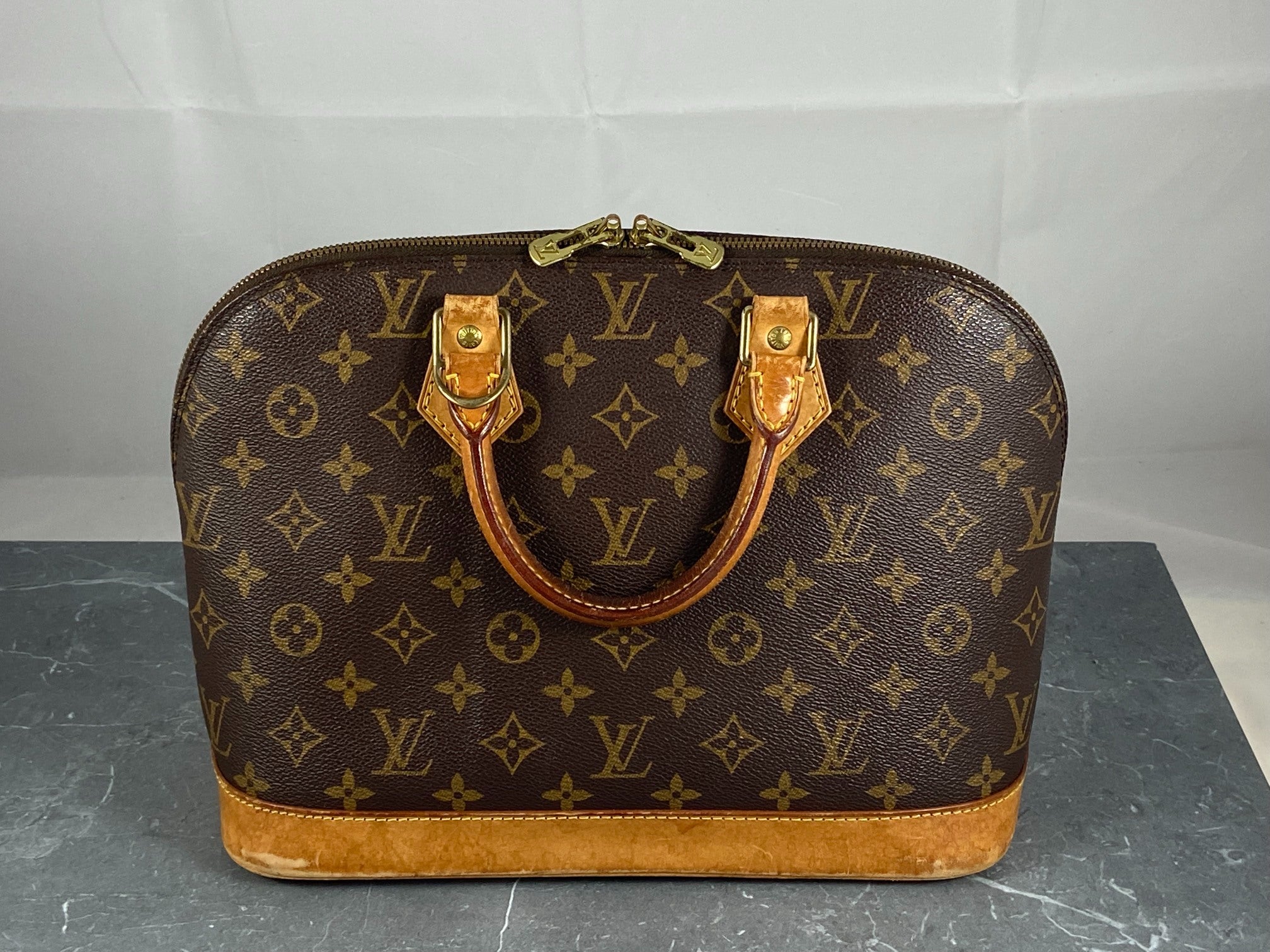 Louis Vuitton Alma PM Monogram Canvas