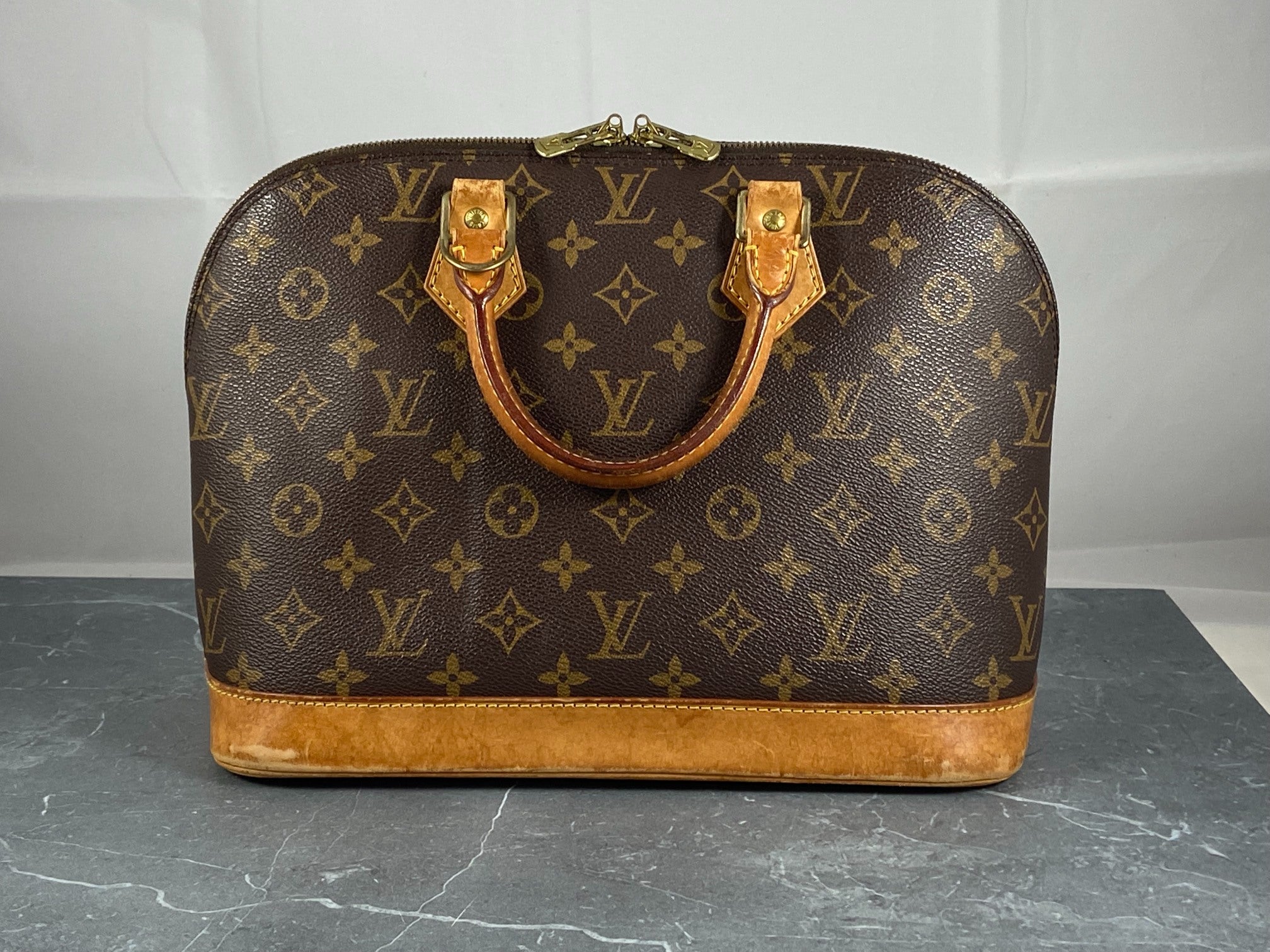 Louis Vuitton Alma PM Monogram Canvas