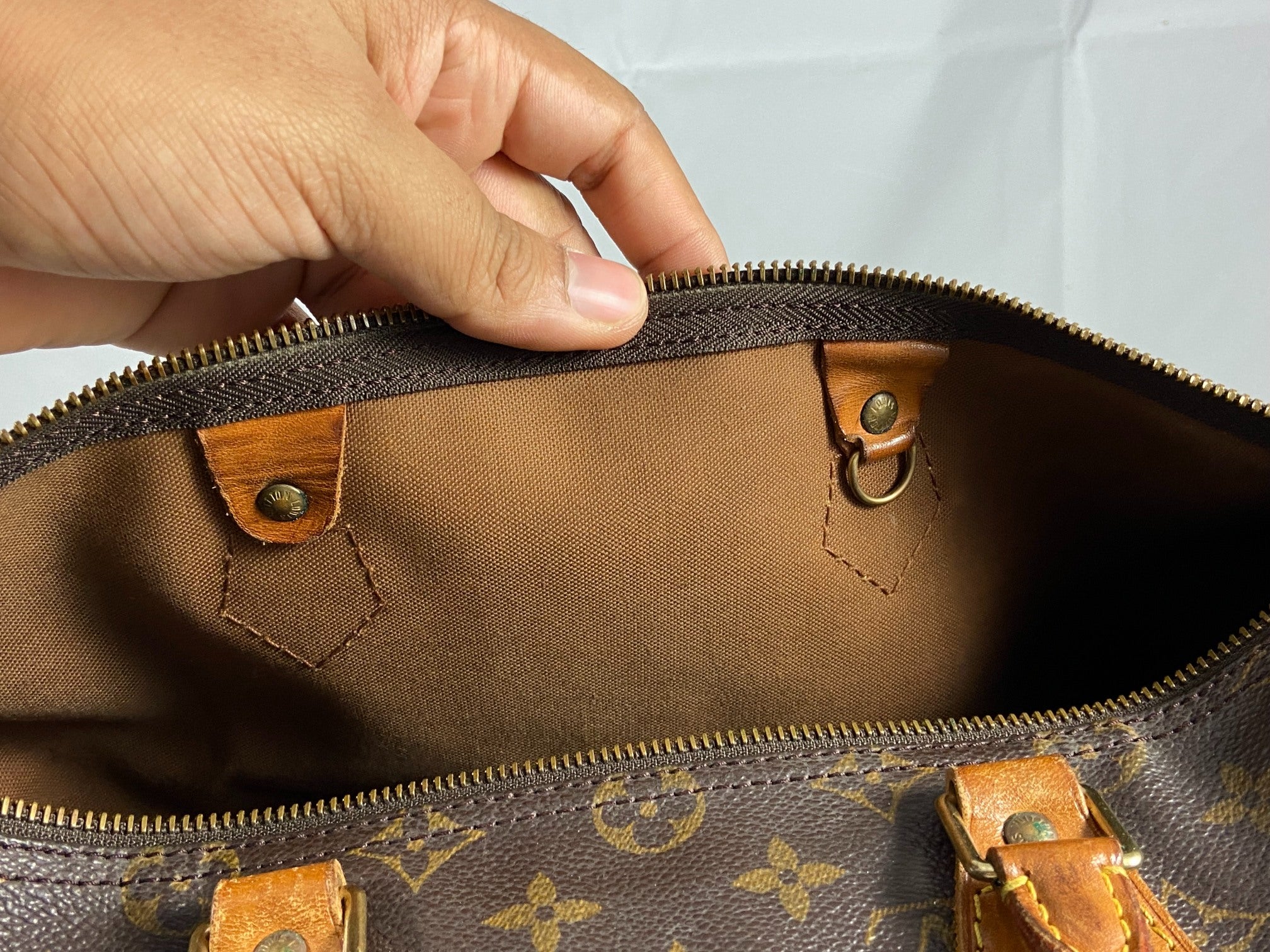 Louis Vuitton Speedy 35 Monogram Canvas