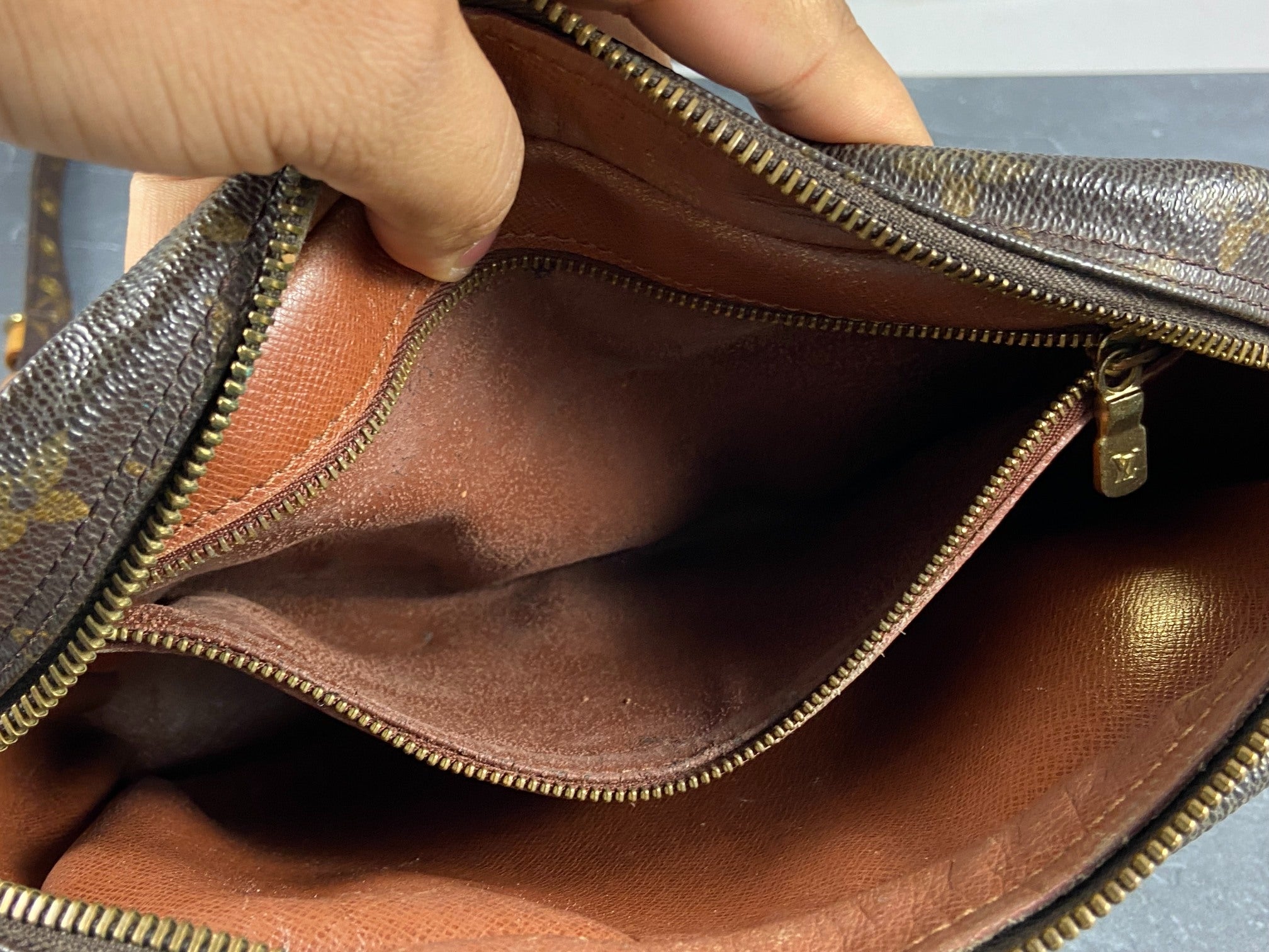 Louis Vuitton Trocadero 23 Shoulder Bag Monogram Canvas