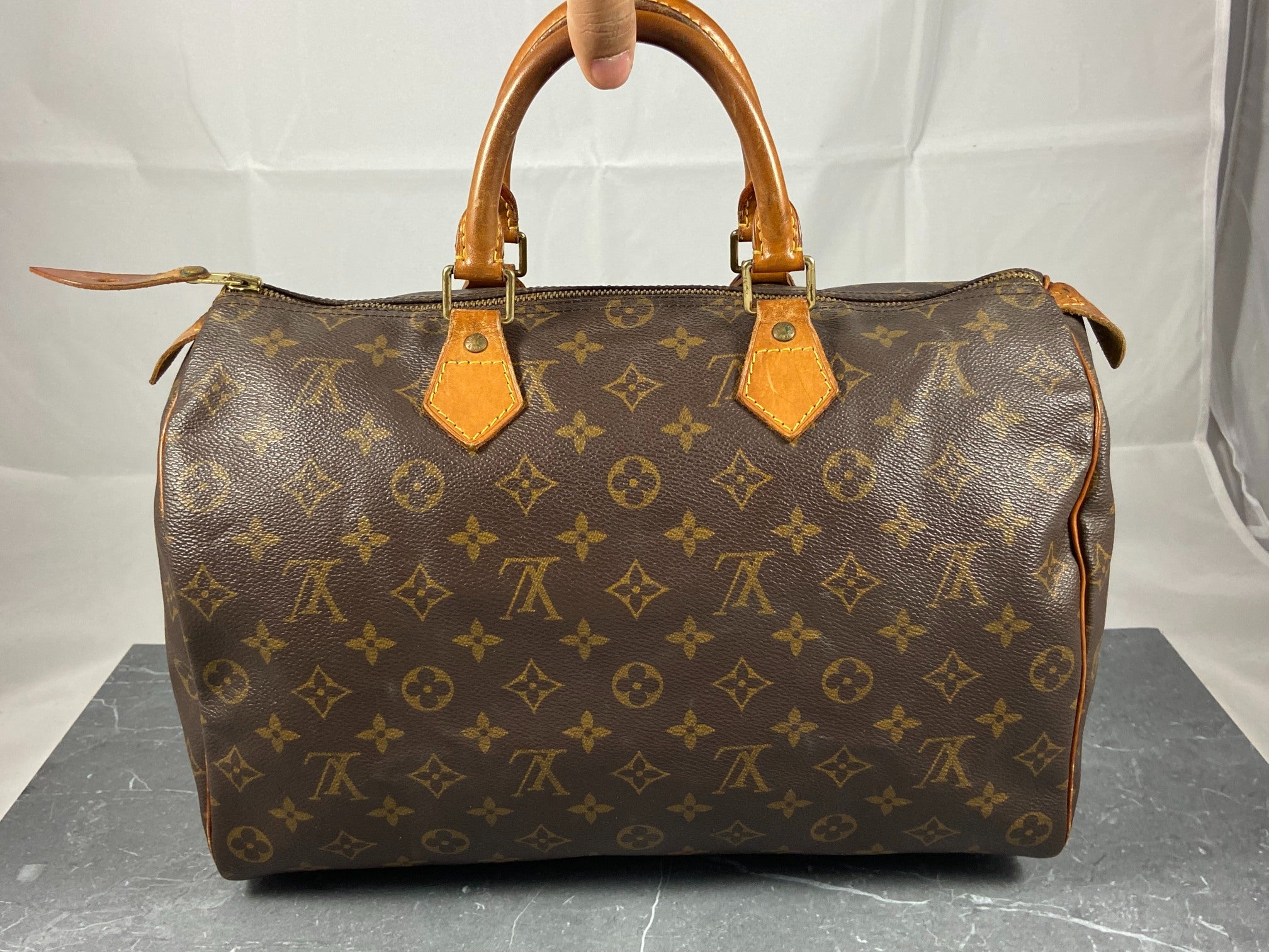 Louis Vuitton Speedy 35 Monogram Canvas