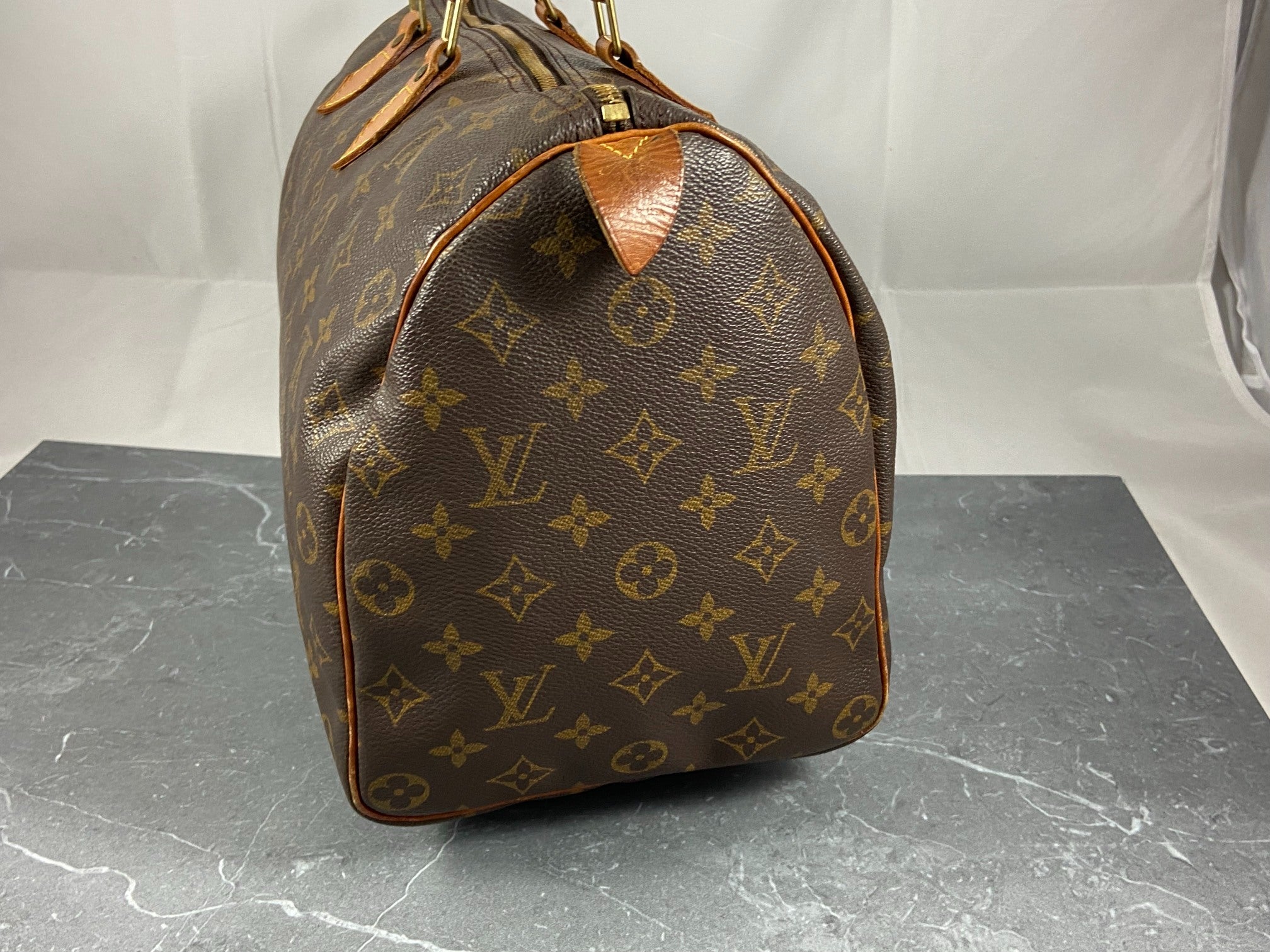 Louis Vuitton Speedy 35 Monogram Canvas