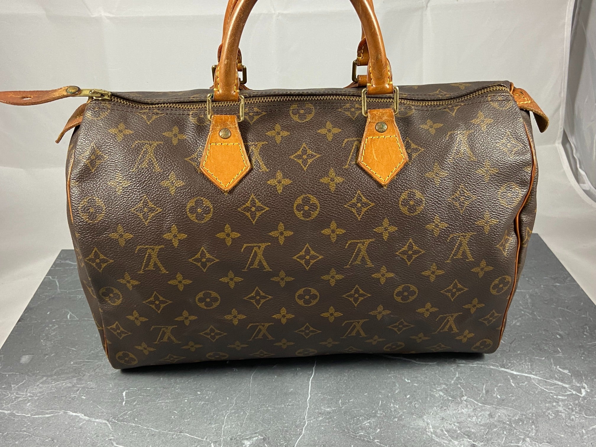 Louis Vuitton Speedy 35 Monogram Canvas