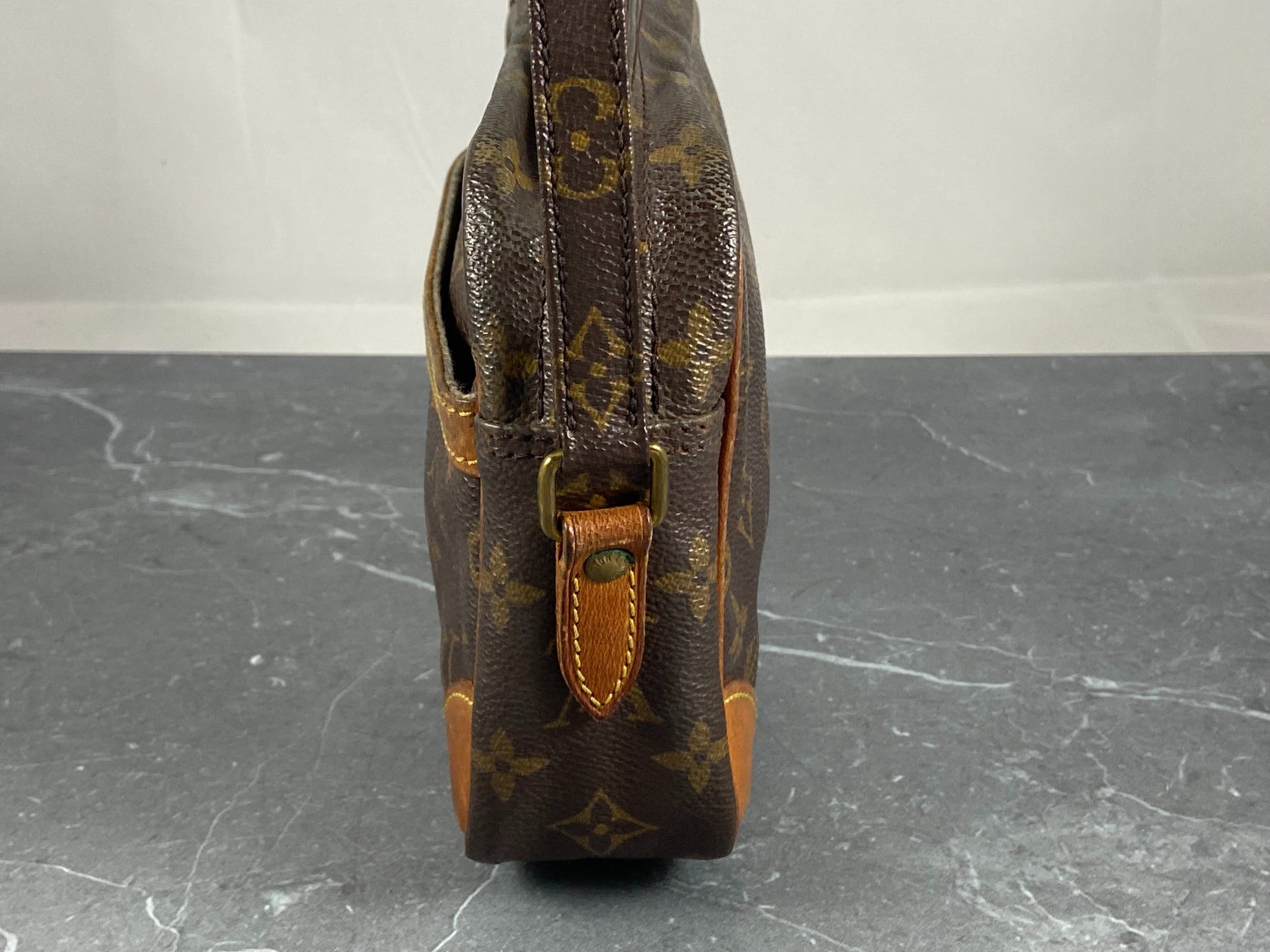 Louis Vuitton Trocadero 23 Shoulder Bag Monogram Canvas