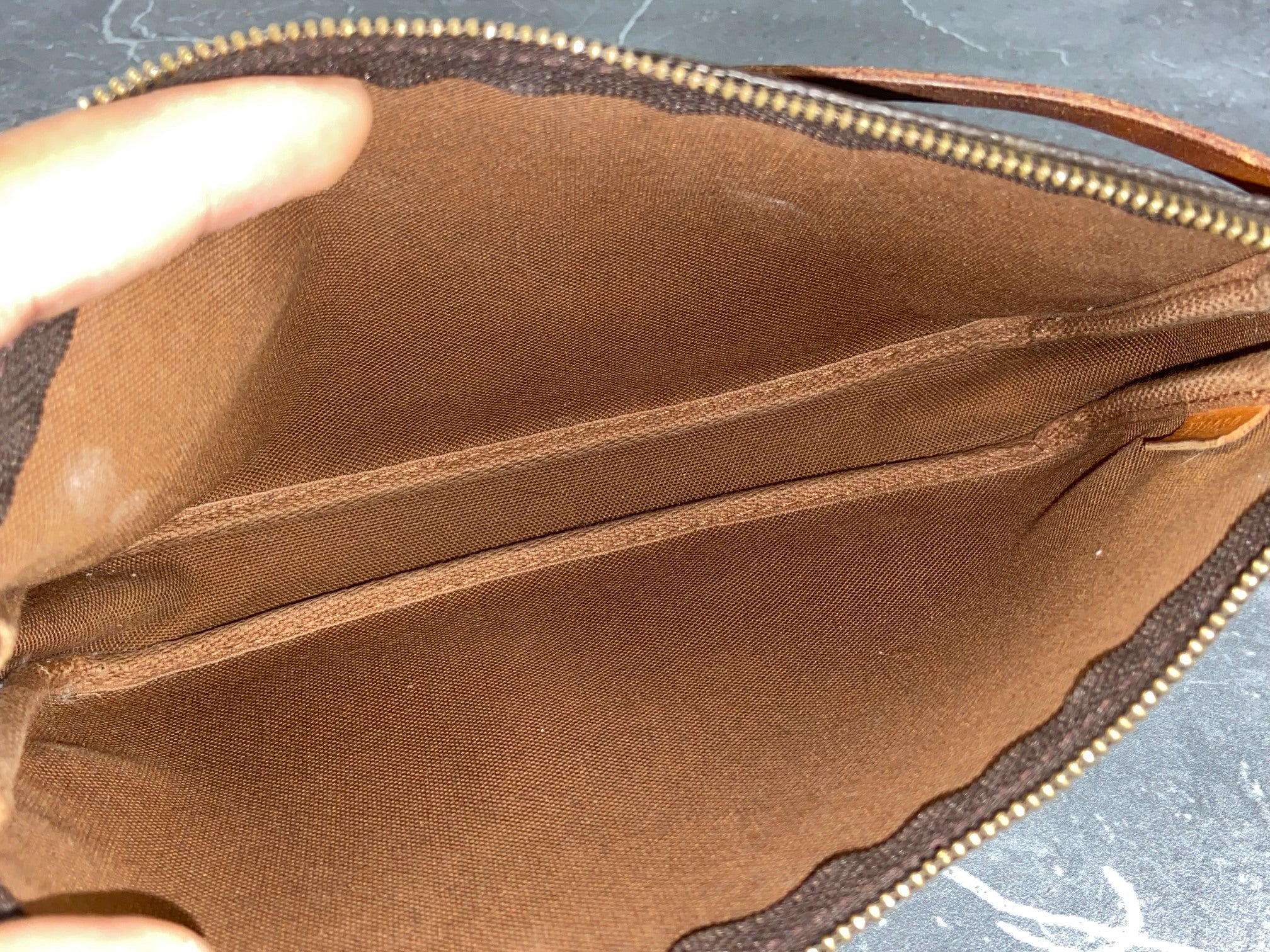 Louis Vuitton Pochette Accessoires Monogram Canvas