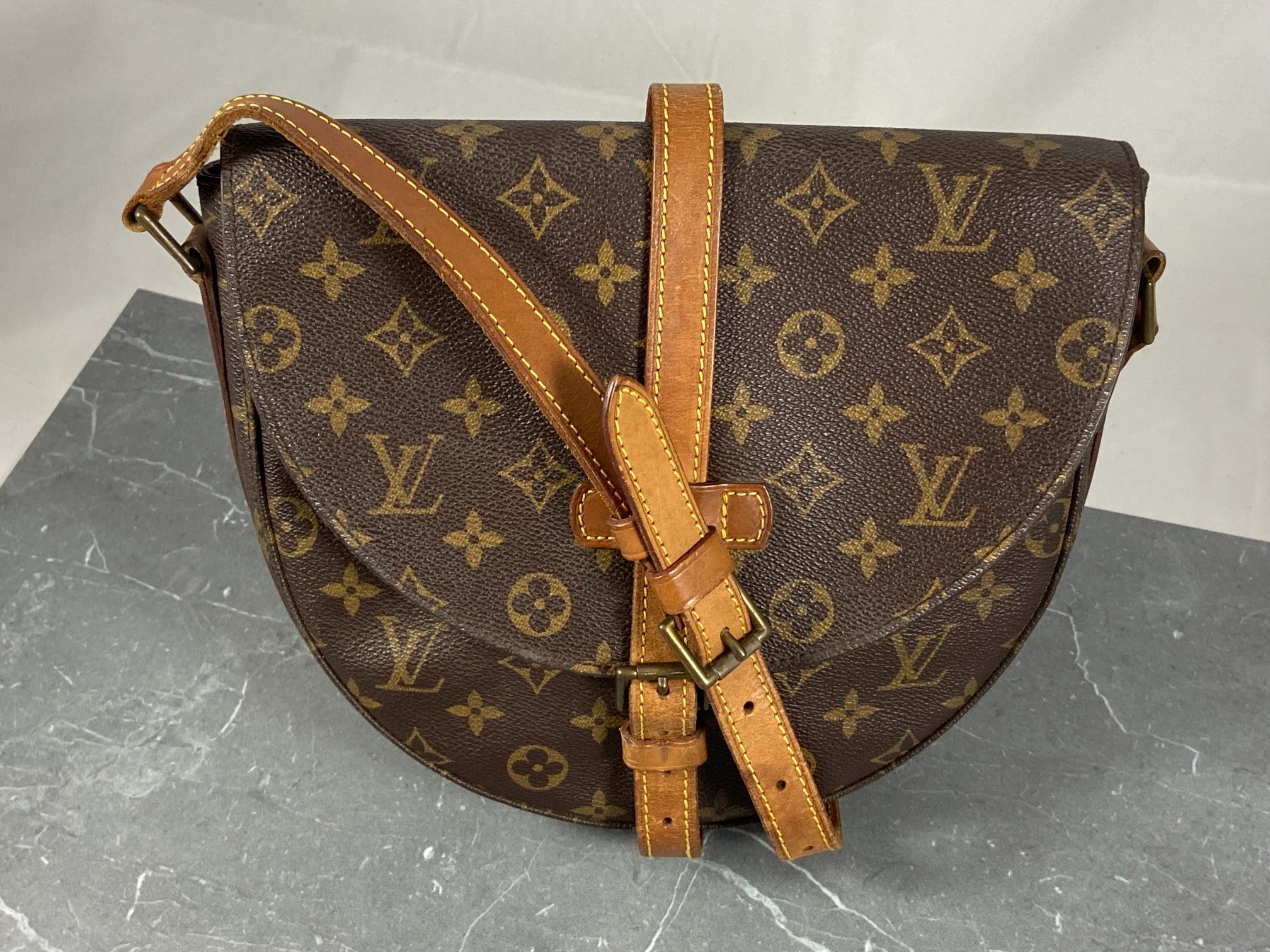 Louis Vuitton Chantilly GM Shoulder Bag Monogram Canvas