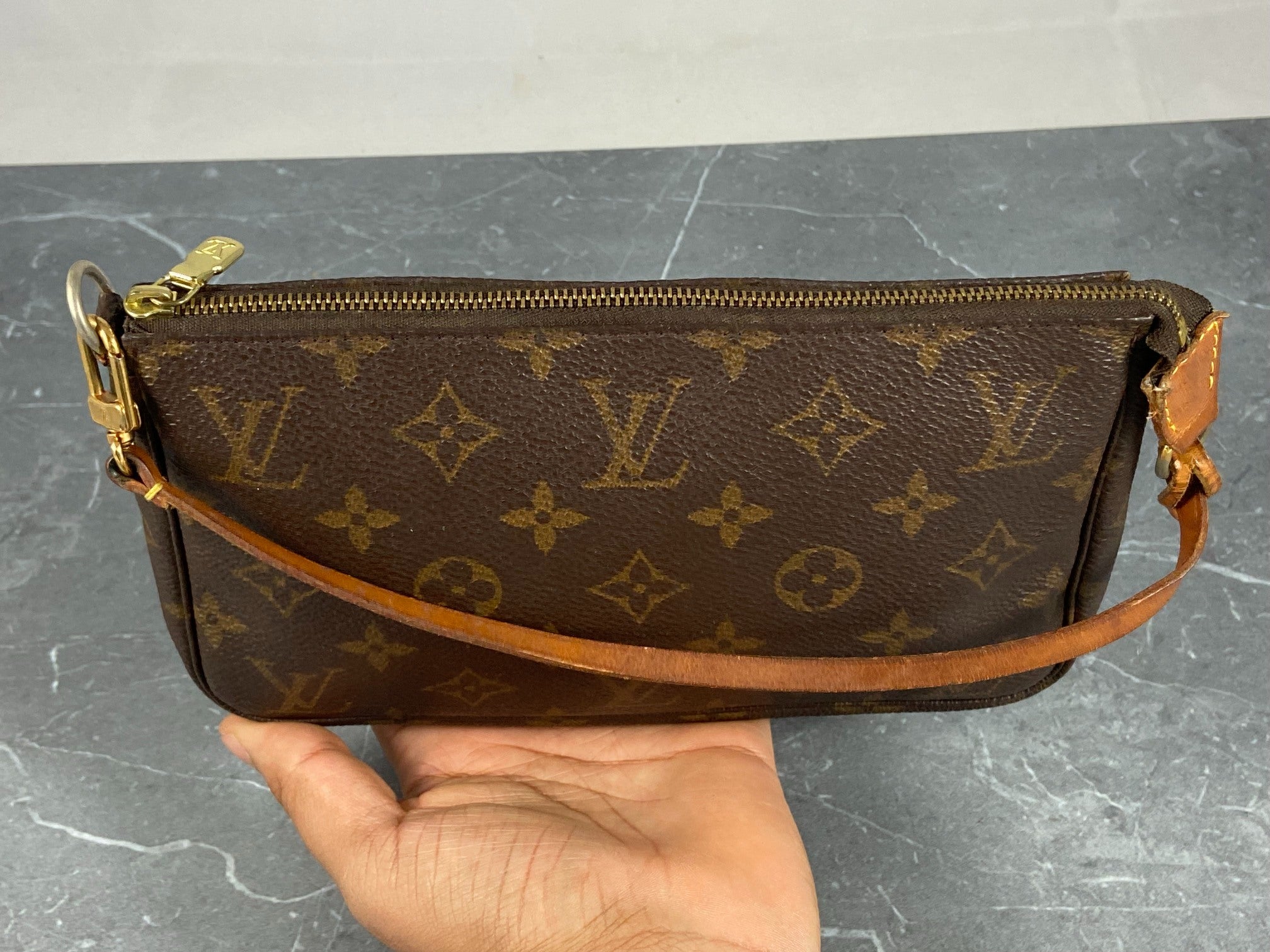 Louis Vuitton Pochette Accessoires Monogram Canvas