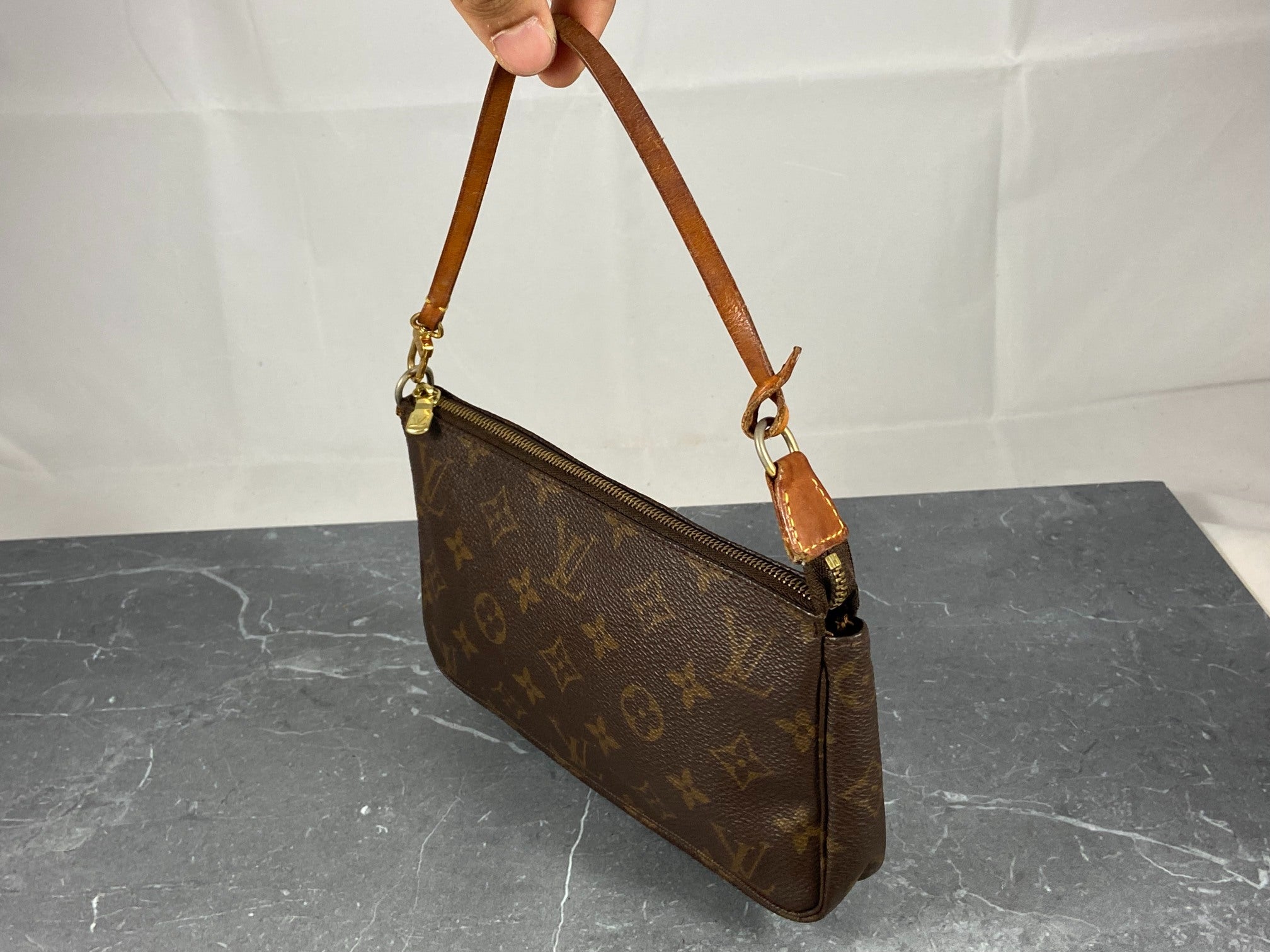 Louis Vuitton Pochette Accessoires Monogram Canvas