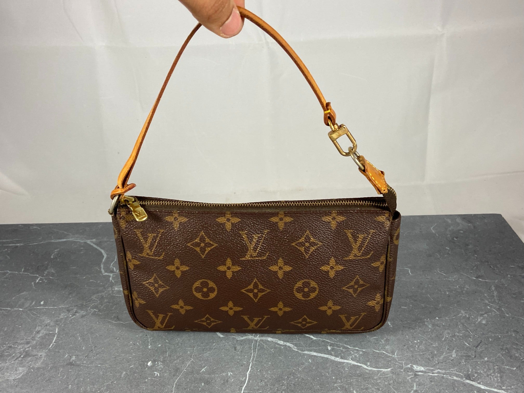 Louis Vuitton Pochette Accessoires Monogram Canvas