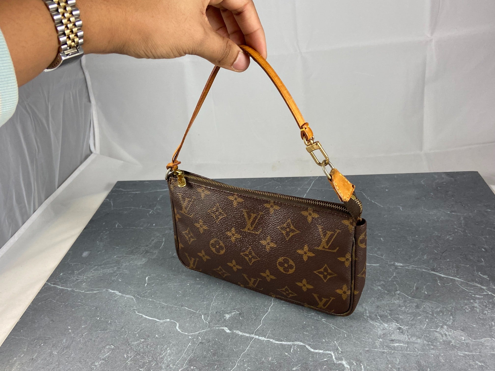 Louis Vuitton Pochette Accessoires Monogram Canvas