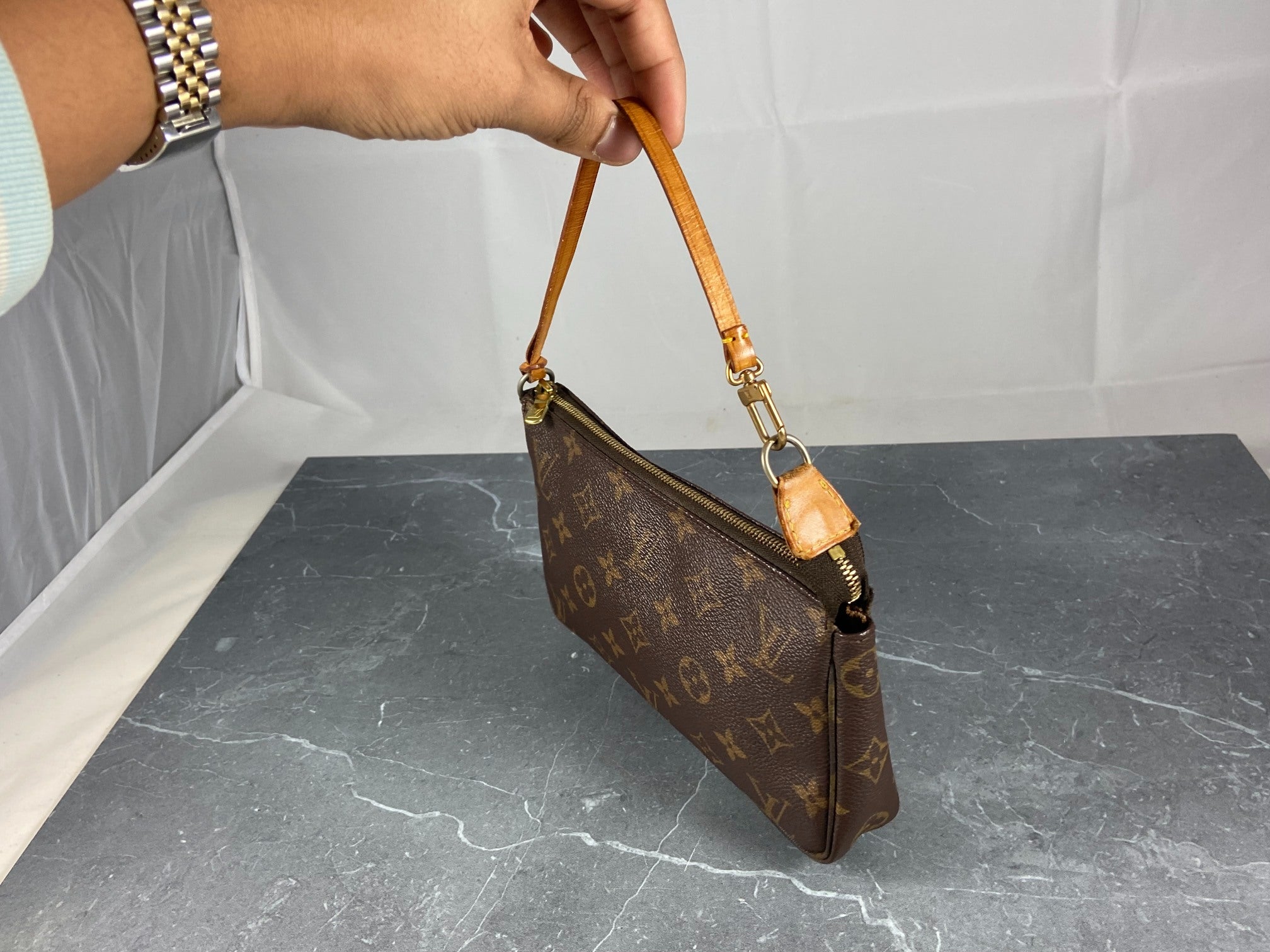 Louis Vuitton Pochette Accessoires Monogram Canvas