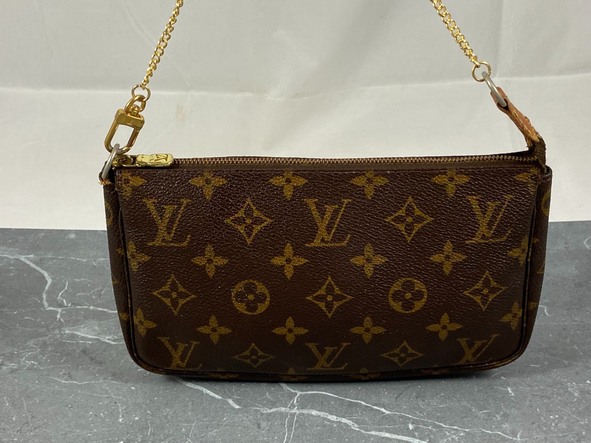 Louis Vuitton Pochette Accessoires Monogram Canvas