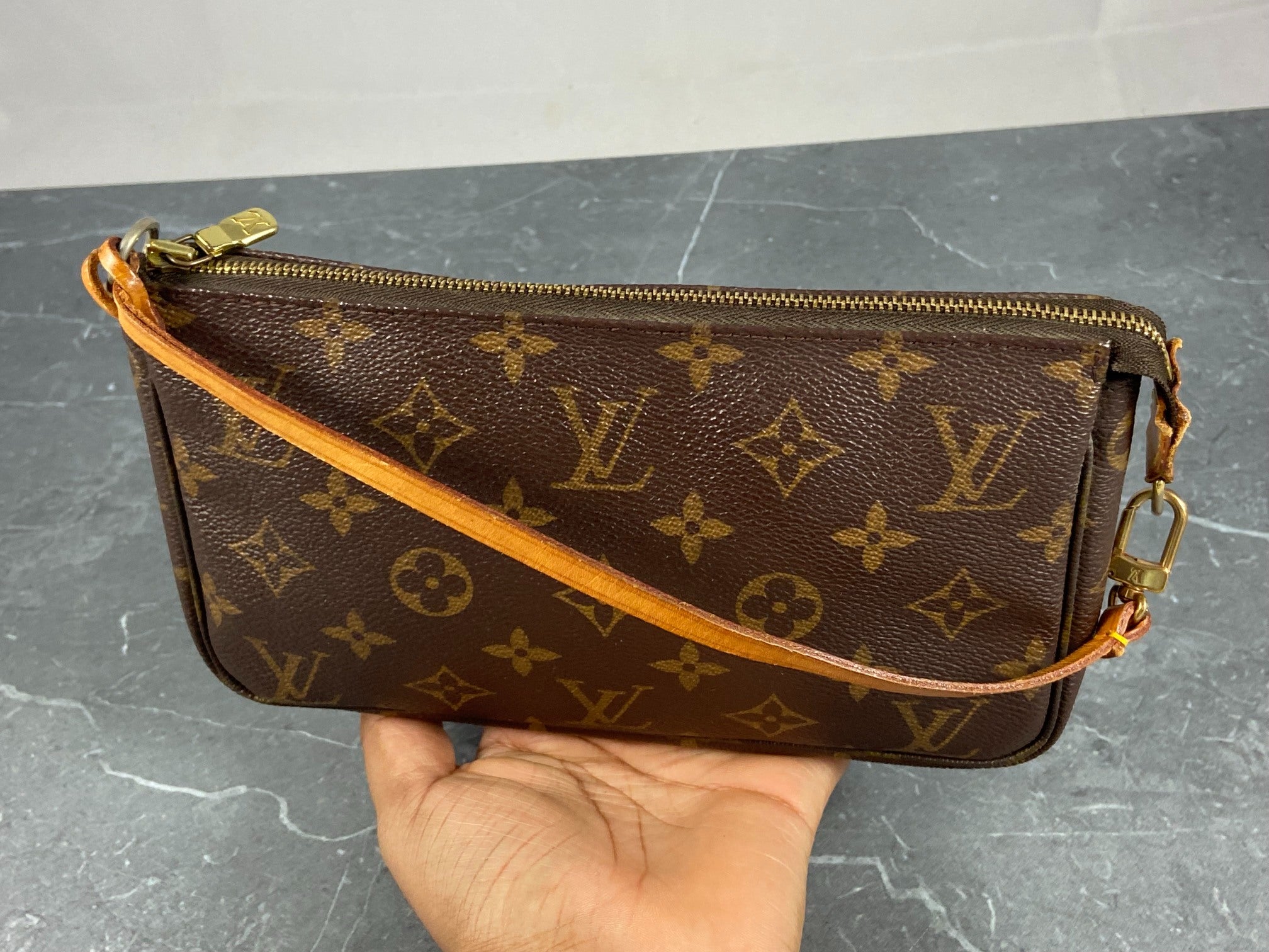 Louis Vuitton Pochette Accessoires Monogram Canvas