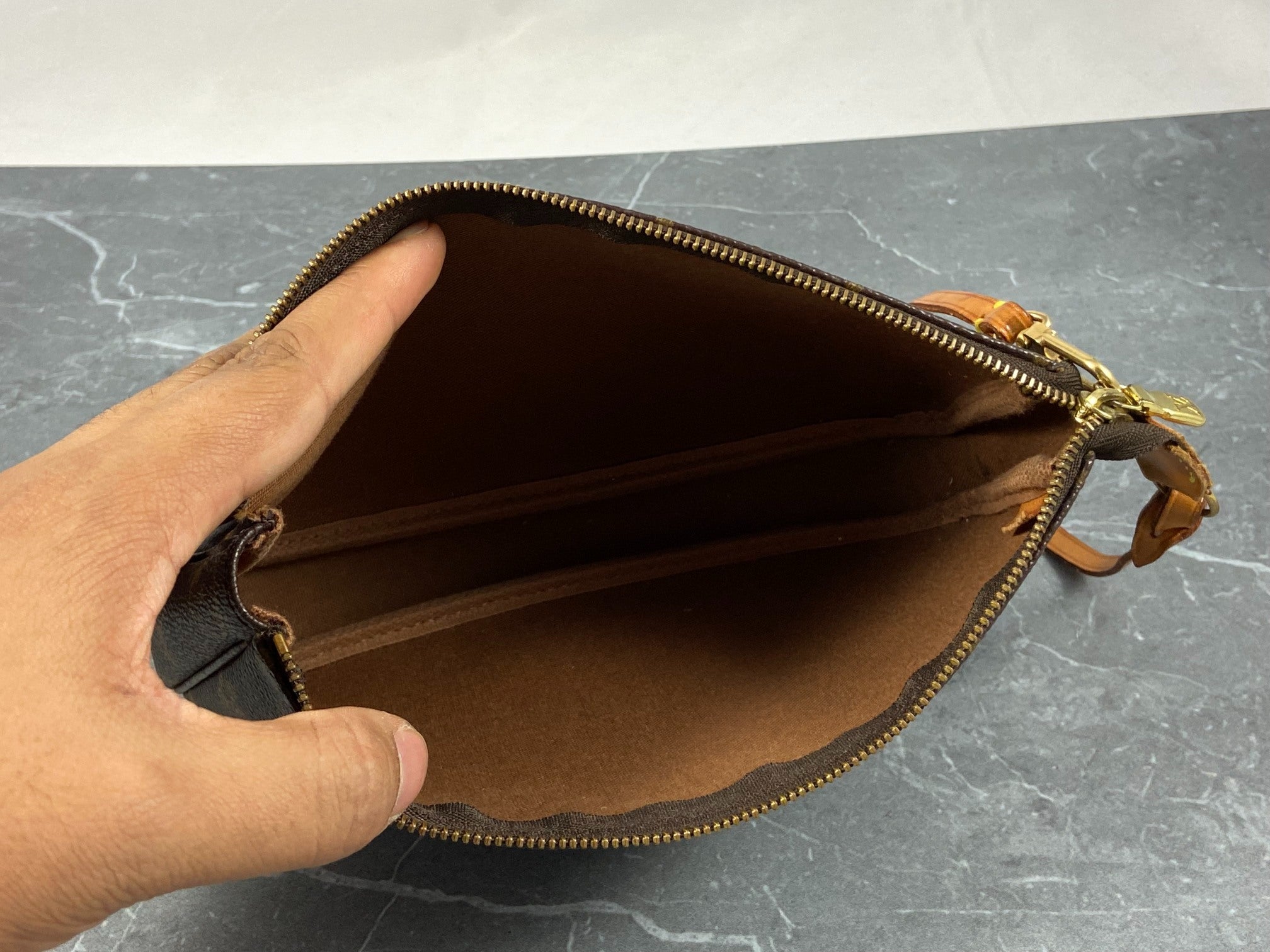 Louis Vuitton Pochette Accessoires Monogram Canvas