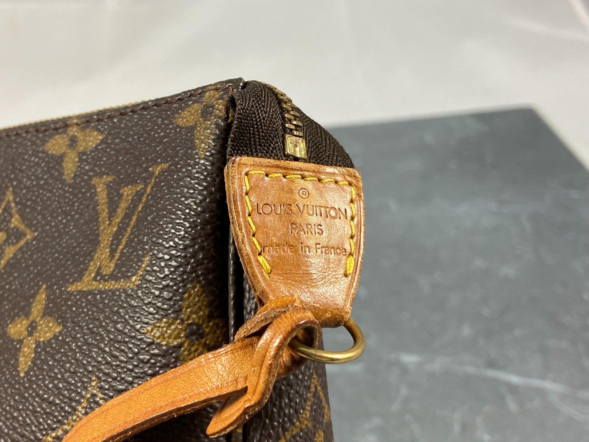 Louis Vuitton Pochette Accessoires Monogram Canvas