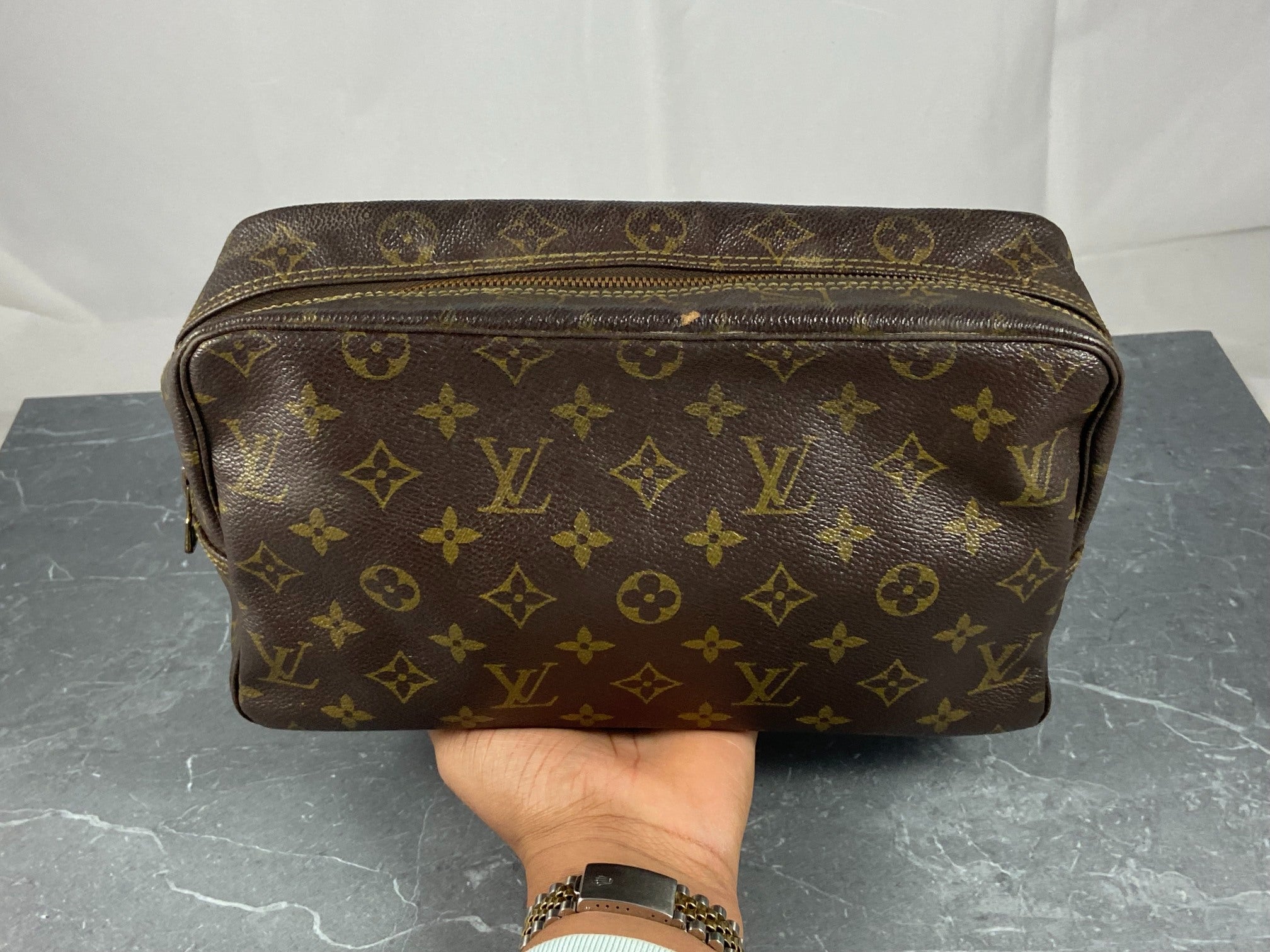 Louis Vuitton Trousse Toilette 28 Monogram Canvas
