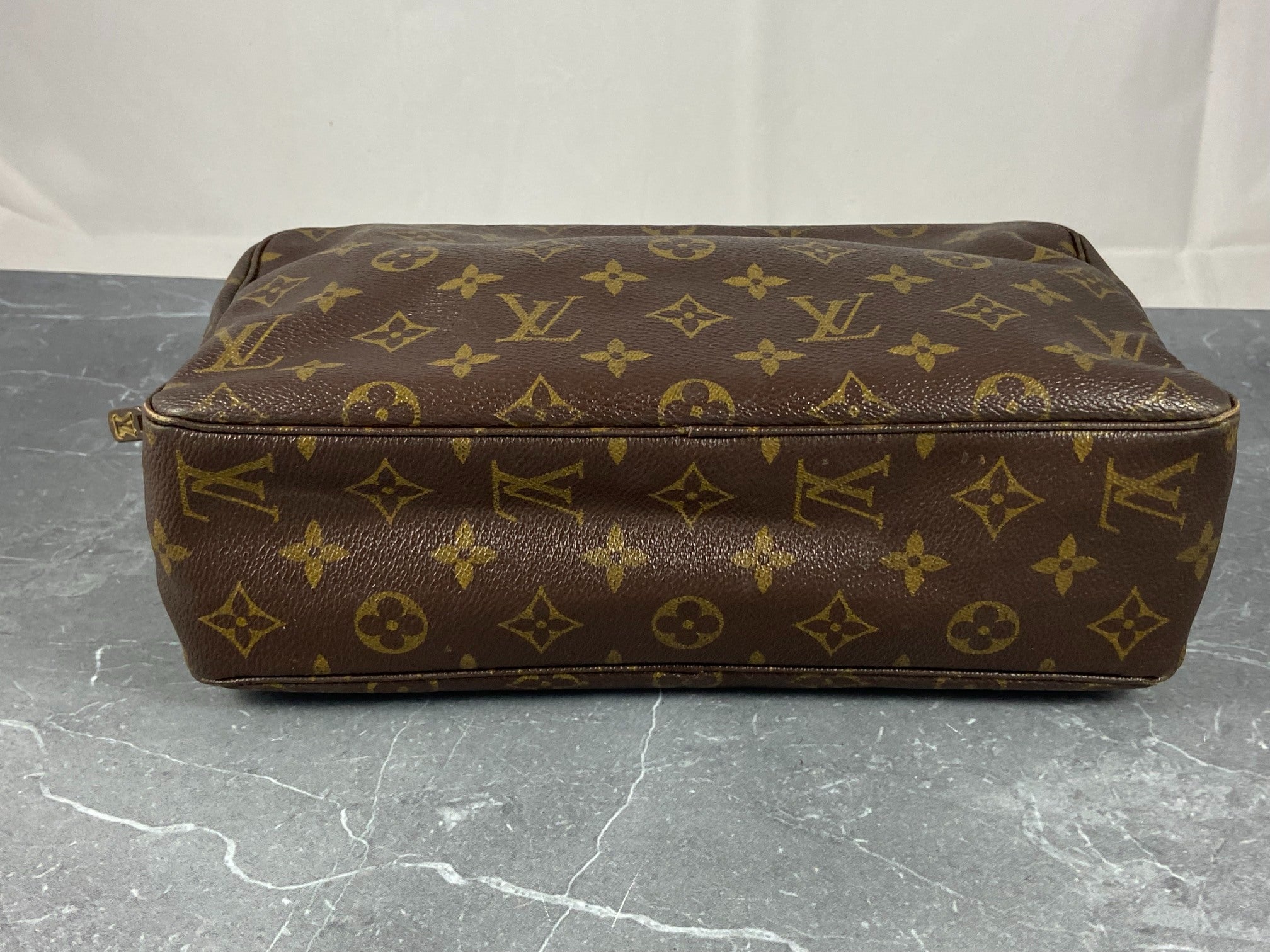 Louis Vuitton Trousse Toilette 28 Monogram Canvas