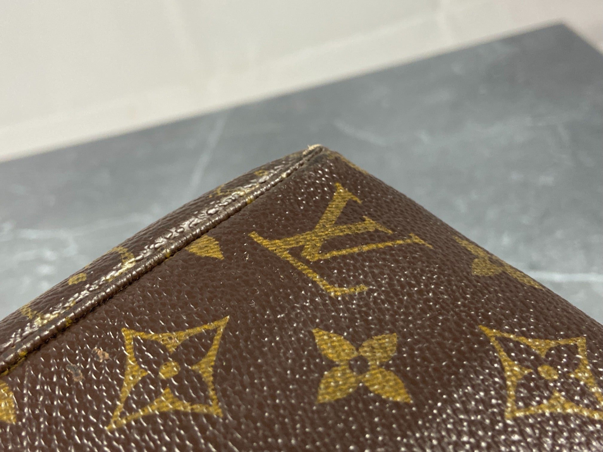 Louis Vuitton Trousse Toilette 28 Monogram Canvas