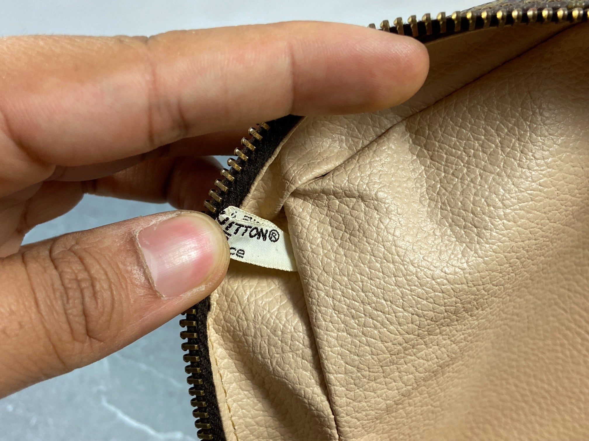 Louis Vuitton Trousse Toilette 28 Monogram Canvas