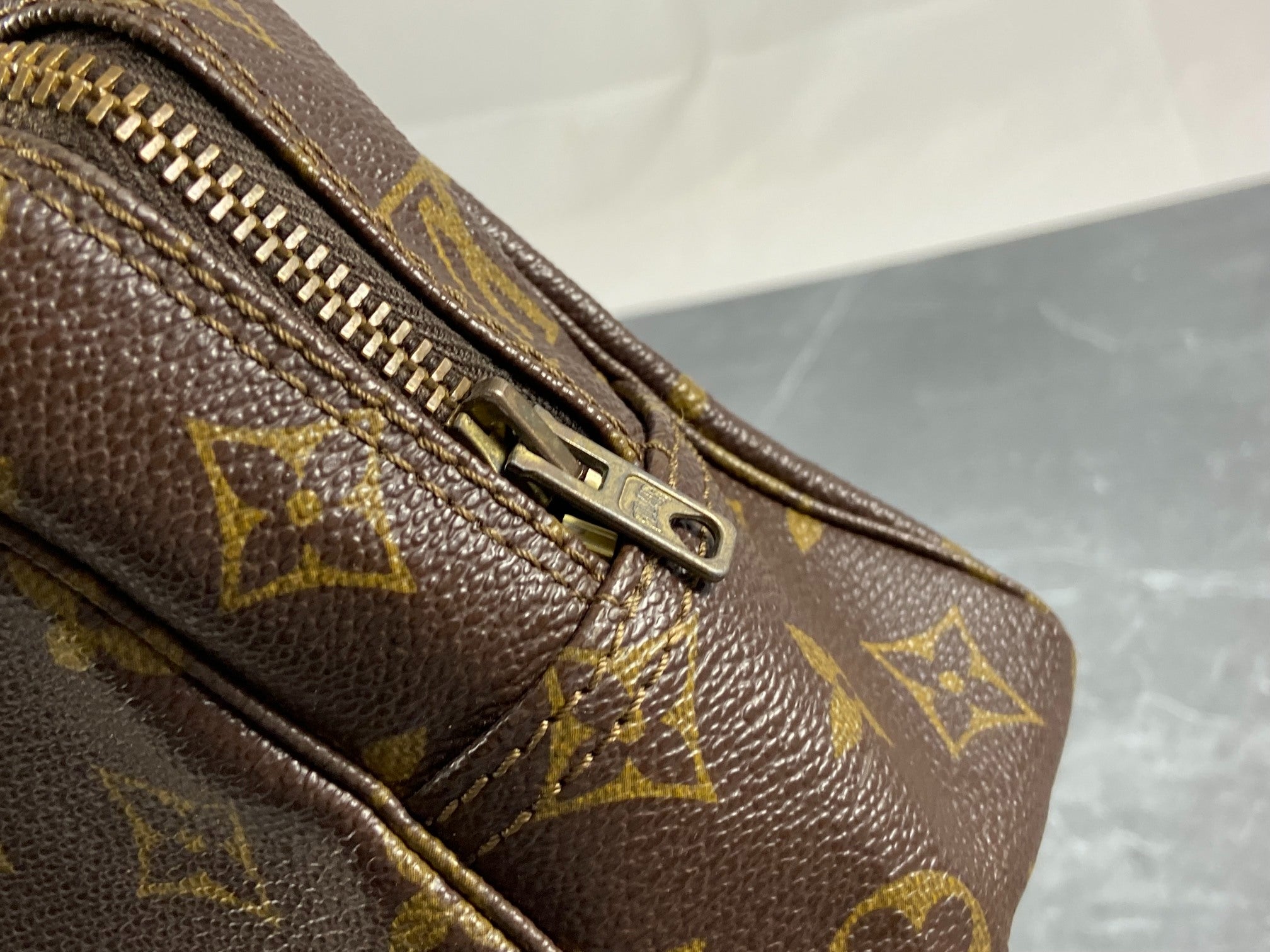 Louis Vuitton Trousse Toilette 28 Monogram Canvas