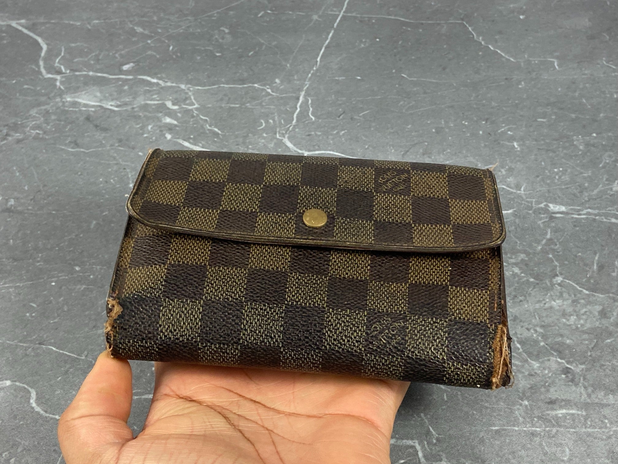 Louis Vuitton Porte Tresor Etui Wallet Damier Ebene Canvas