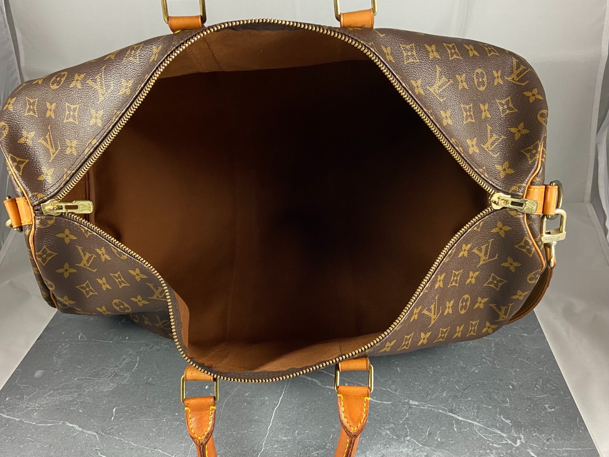 Louis Vuitton Keepall 55 Bandoulière Monogram Canvas
