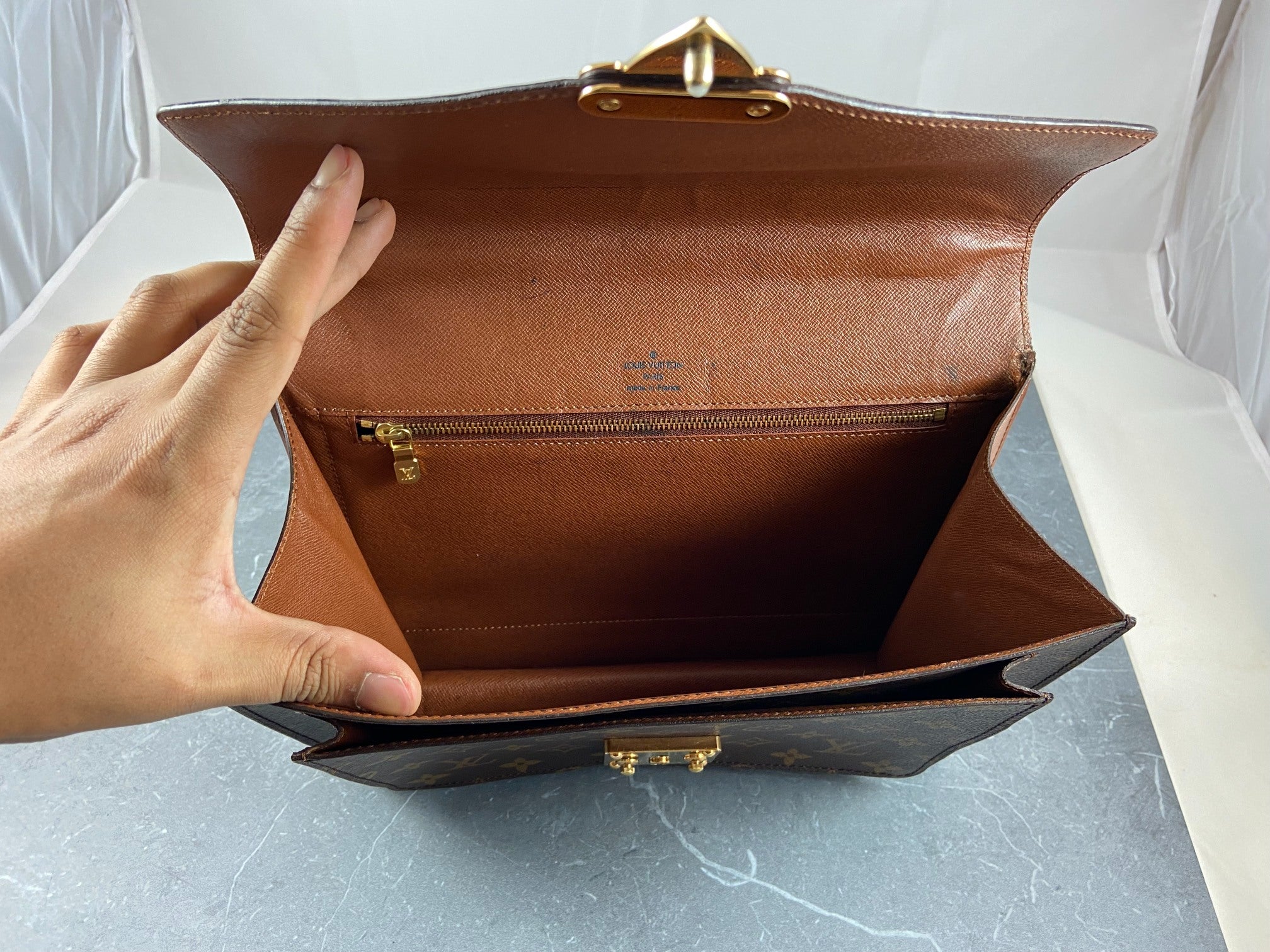 Louis Vuitton Monceau 28 Monogram Canvas