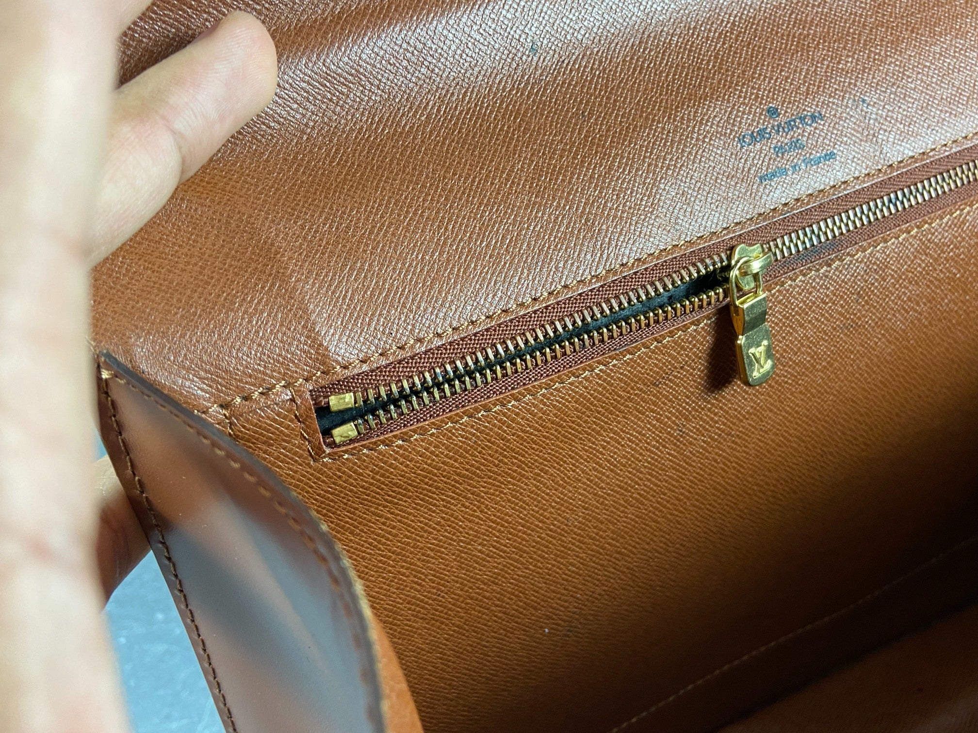 Louis Vuitton Monceau 28 Monogram Canvas