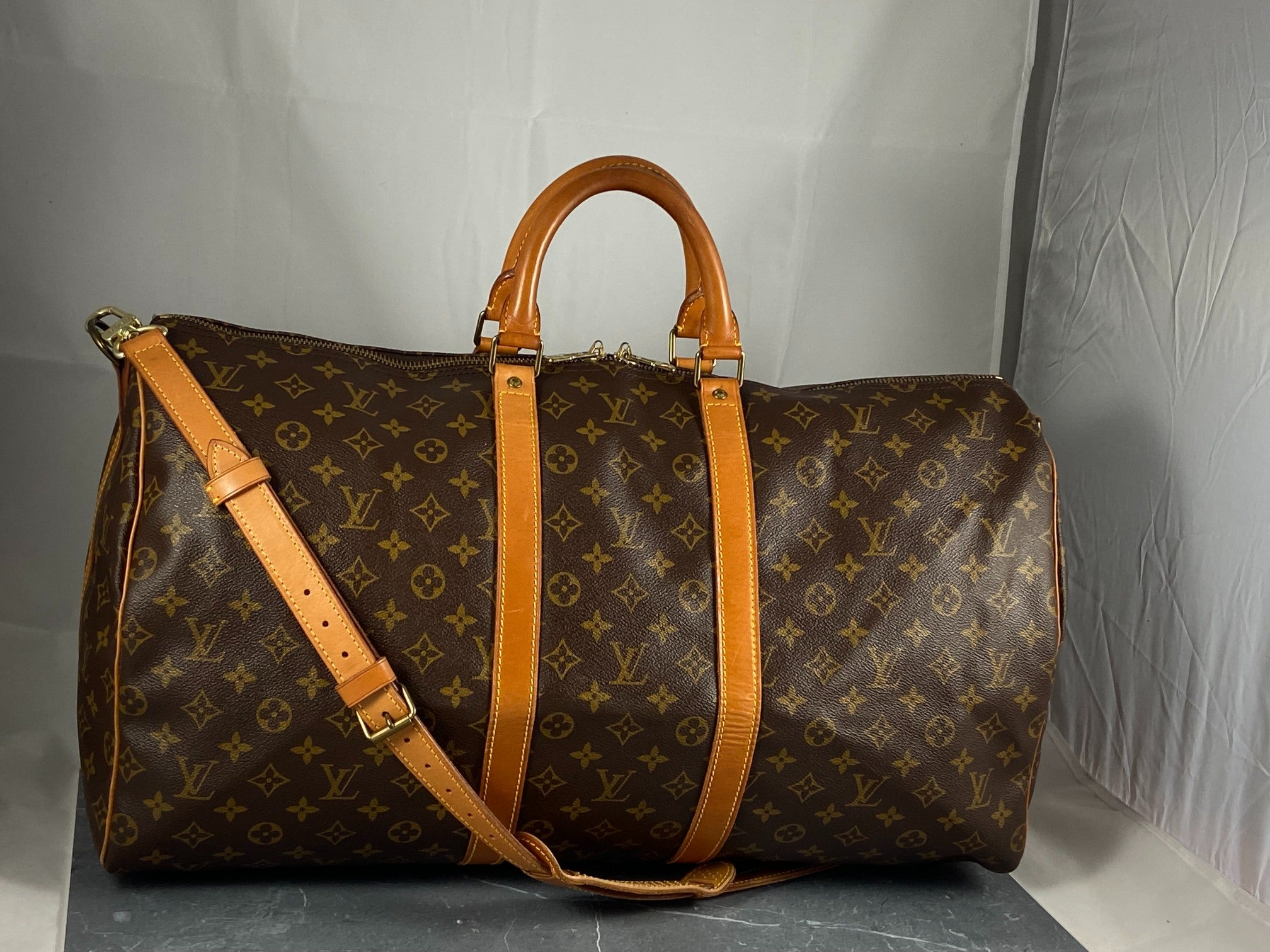 Louis Vuitton Keepall 55 Bandoulière Monogram Canvas