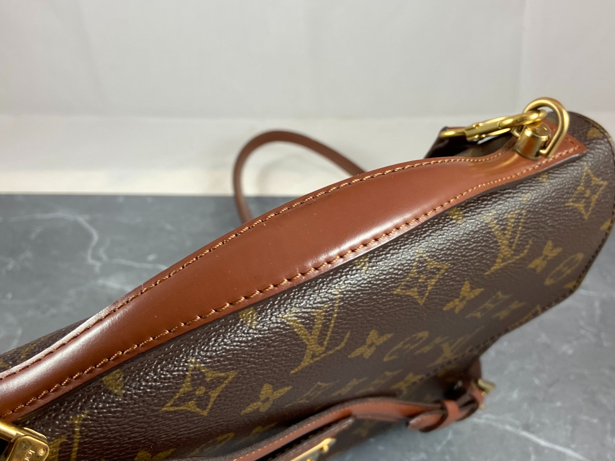 Louis Vuitton Monceau 28 Monogram Canvas