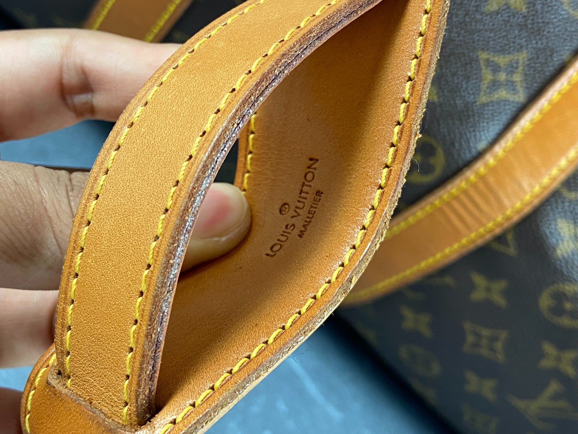Louis Vuitton Keepall 55 Bandoulière Monogram Canvas