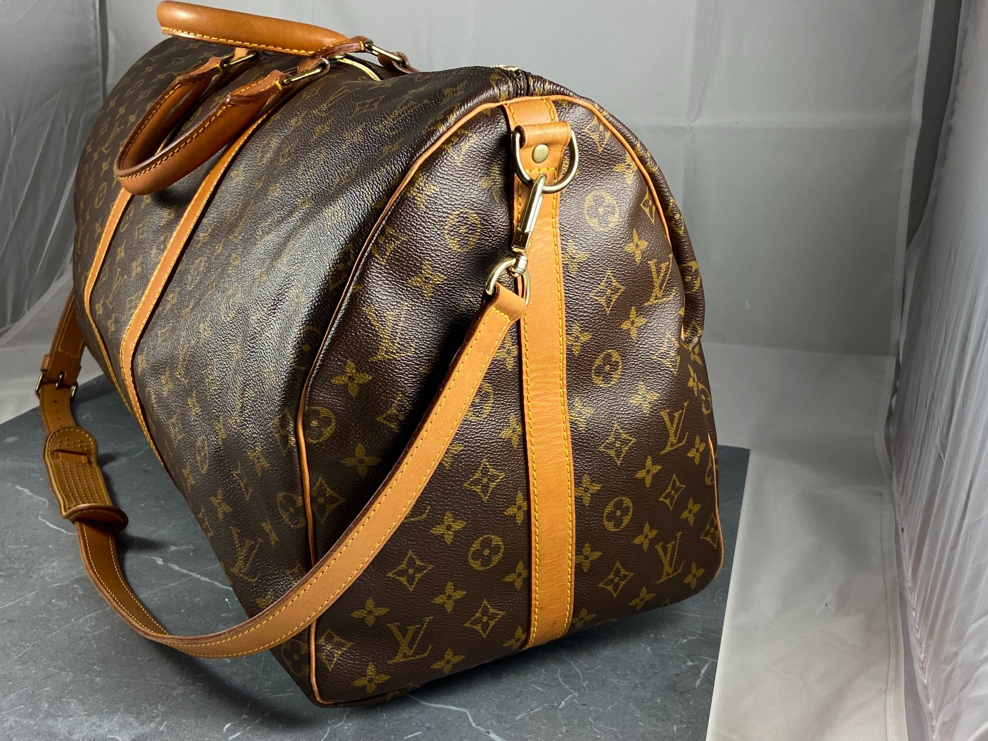 Louis Vuitton Keepall 55 Bandoulière Monogram Canvas