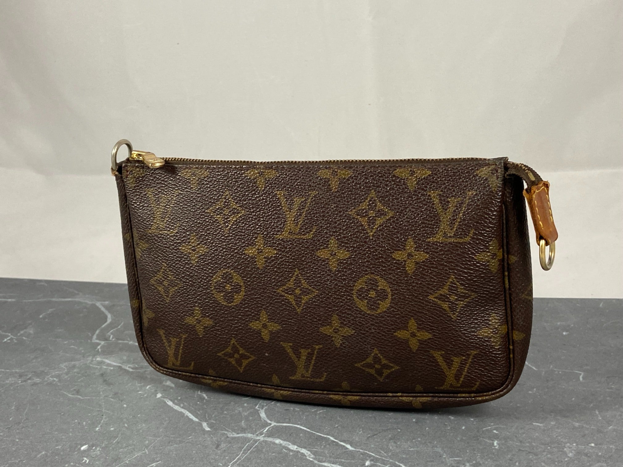 Louis Vuitton Pochette Accessoires Monogram Canvas