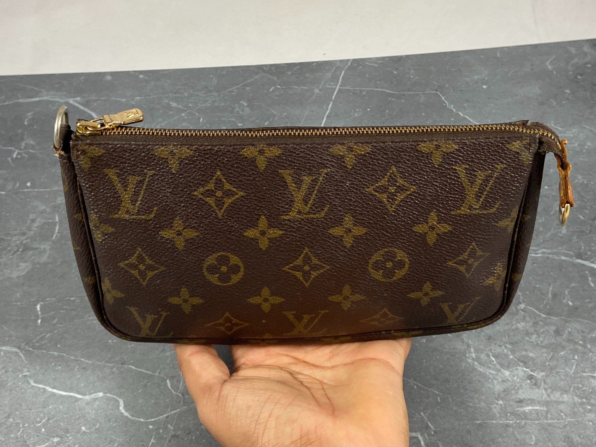 Louis Vuitton Pochette Accessoires Monogram Canvas