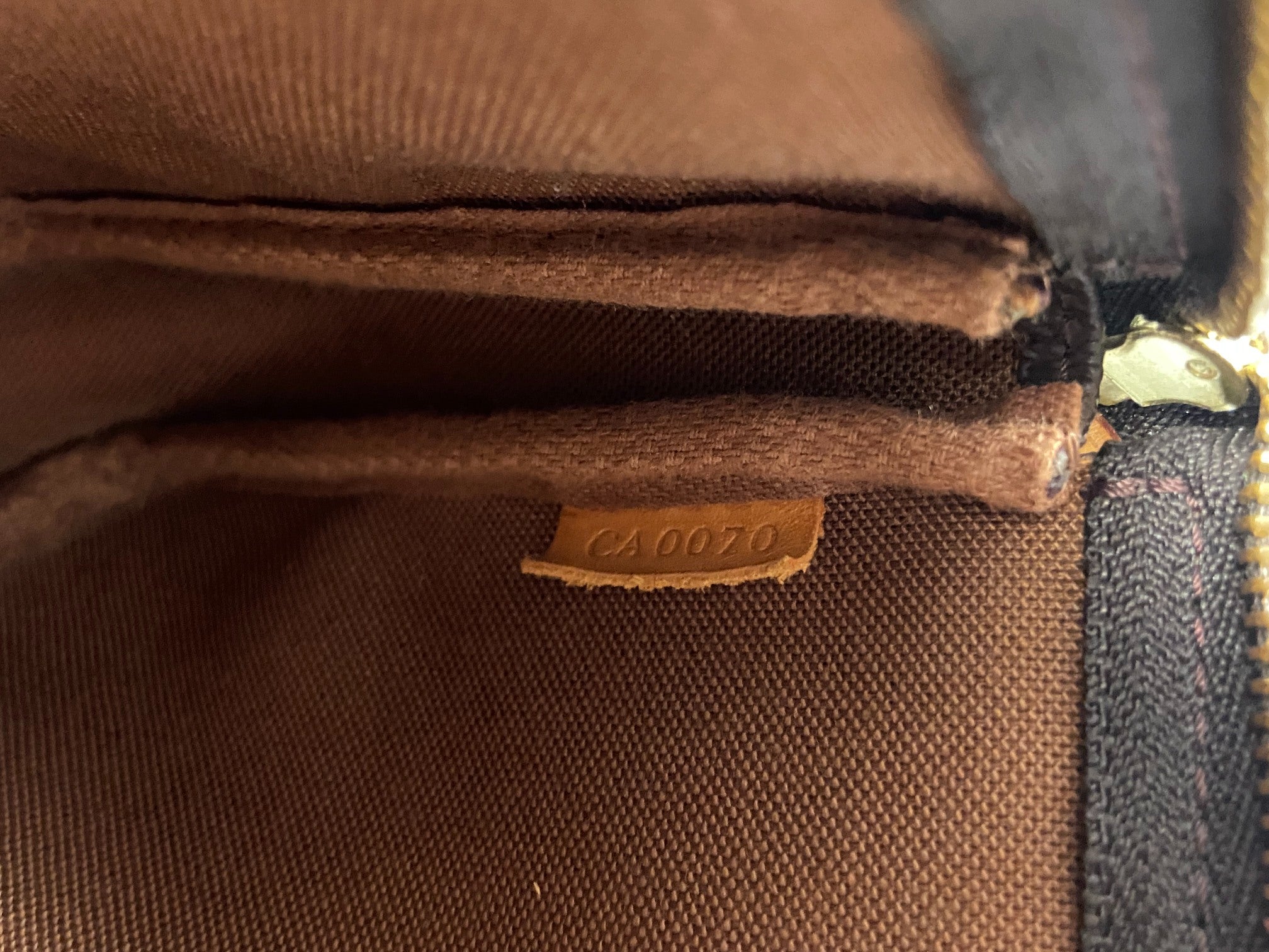 Louis Vuitton Pochette Accessoires Monogram Canvas