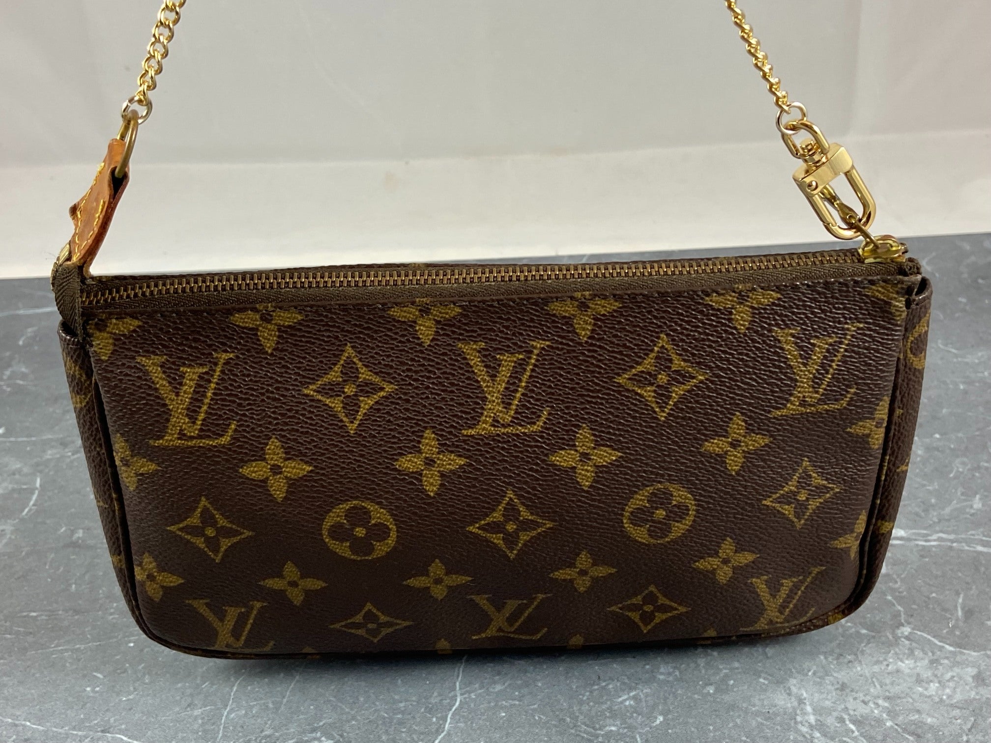 Louis Vuitton Pochette Accessoires Monogram Canvas