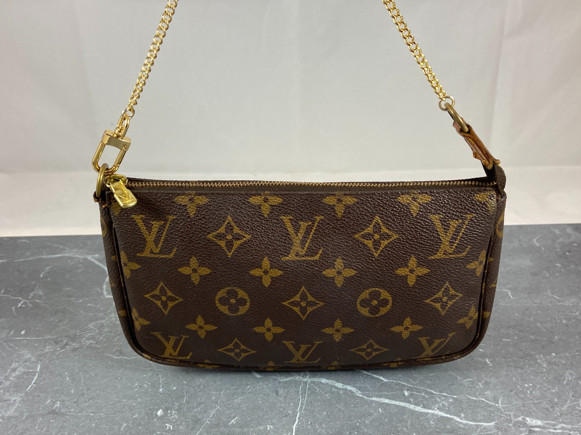 Louis Vuitton Pochette Accessoires Monogram Canvas