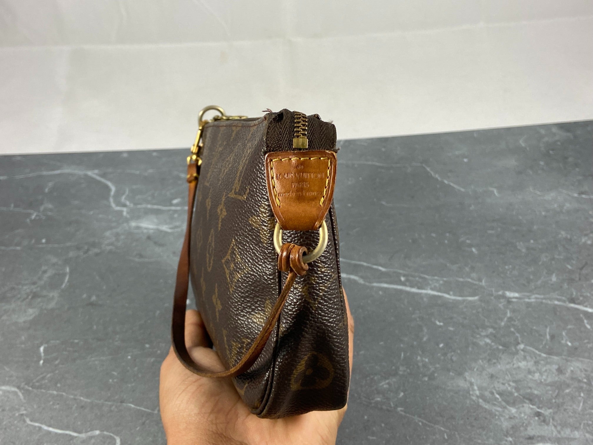 Louis Vuitton Pochette Accessoires Monogram Canvas