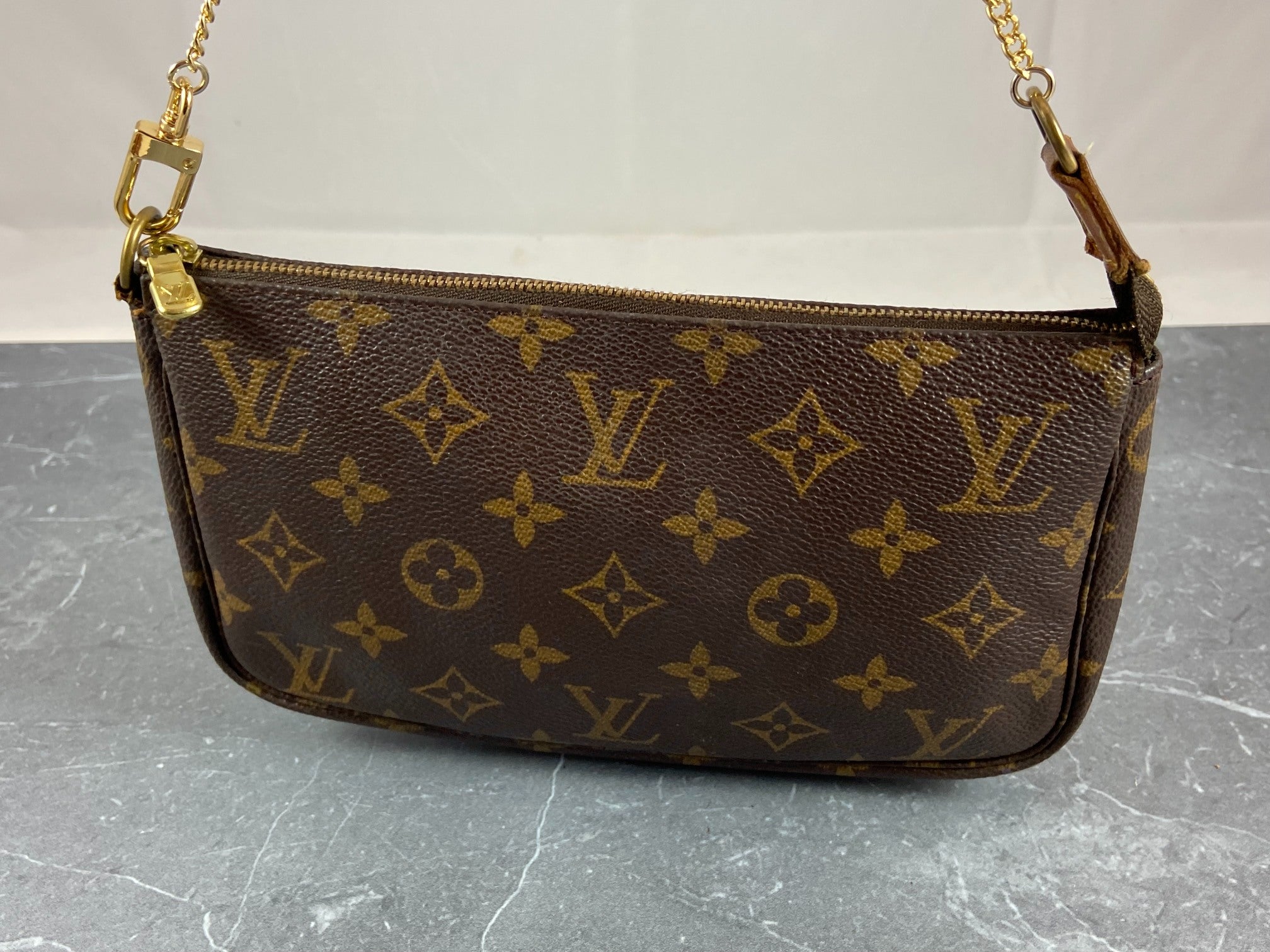 Louis Vuitton Pochette Accessoires Monogram Canvas