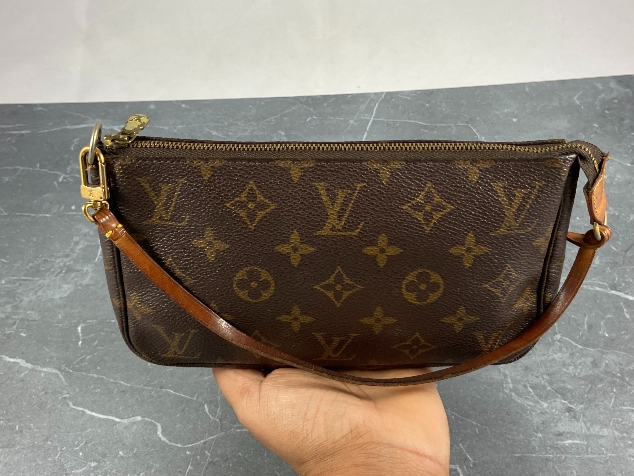Louis Vuitton Pochette Accessoires Monogram Canvas
