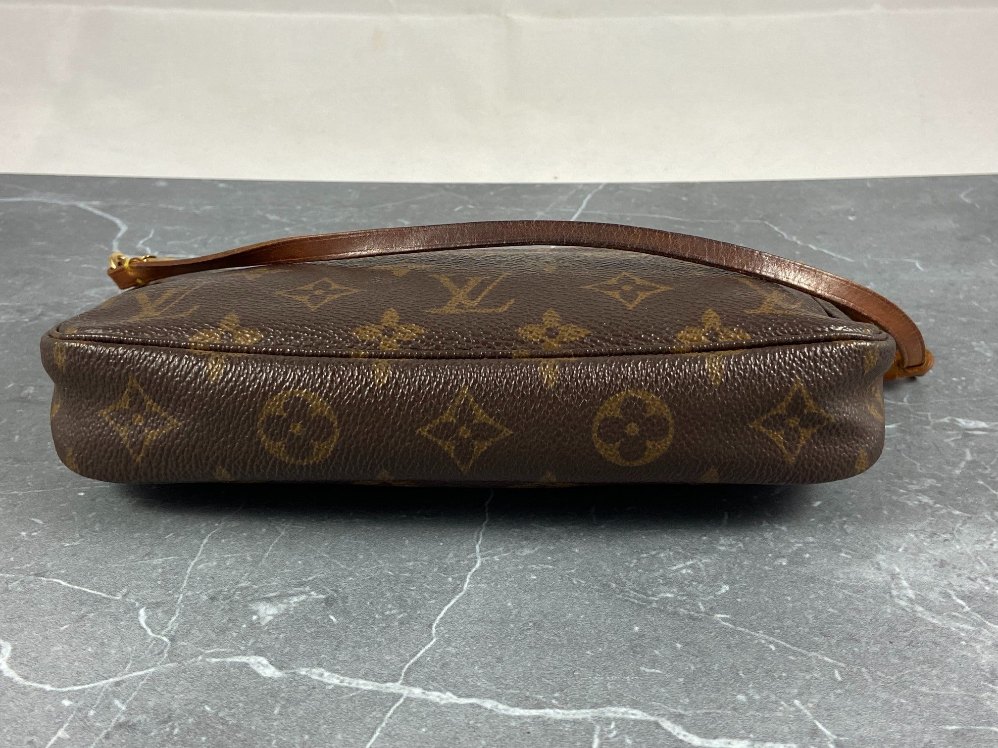 Louis Vuitton Pochette Accessoires Monogram Canvas