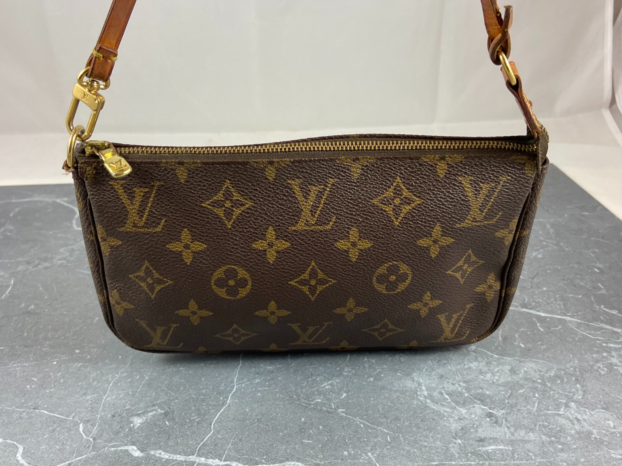 Louis Vuitton Pochette Accessoires Monogram Canvas