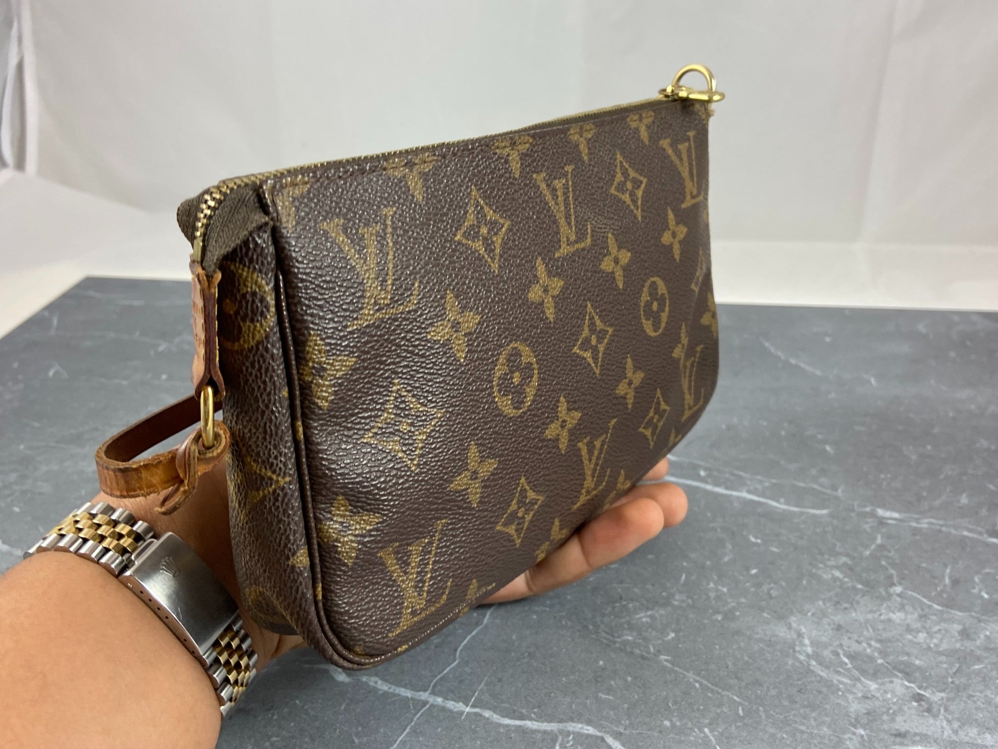 Louis Vuitton Pochette Accessoires Monogram Canvas