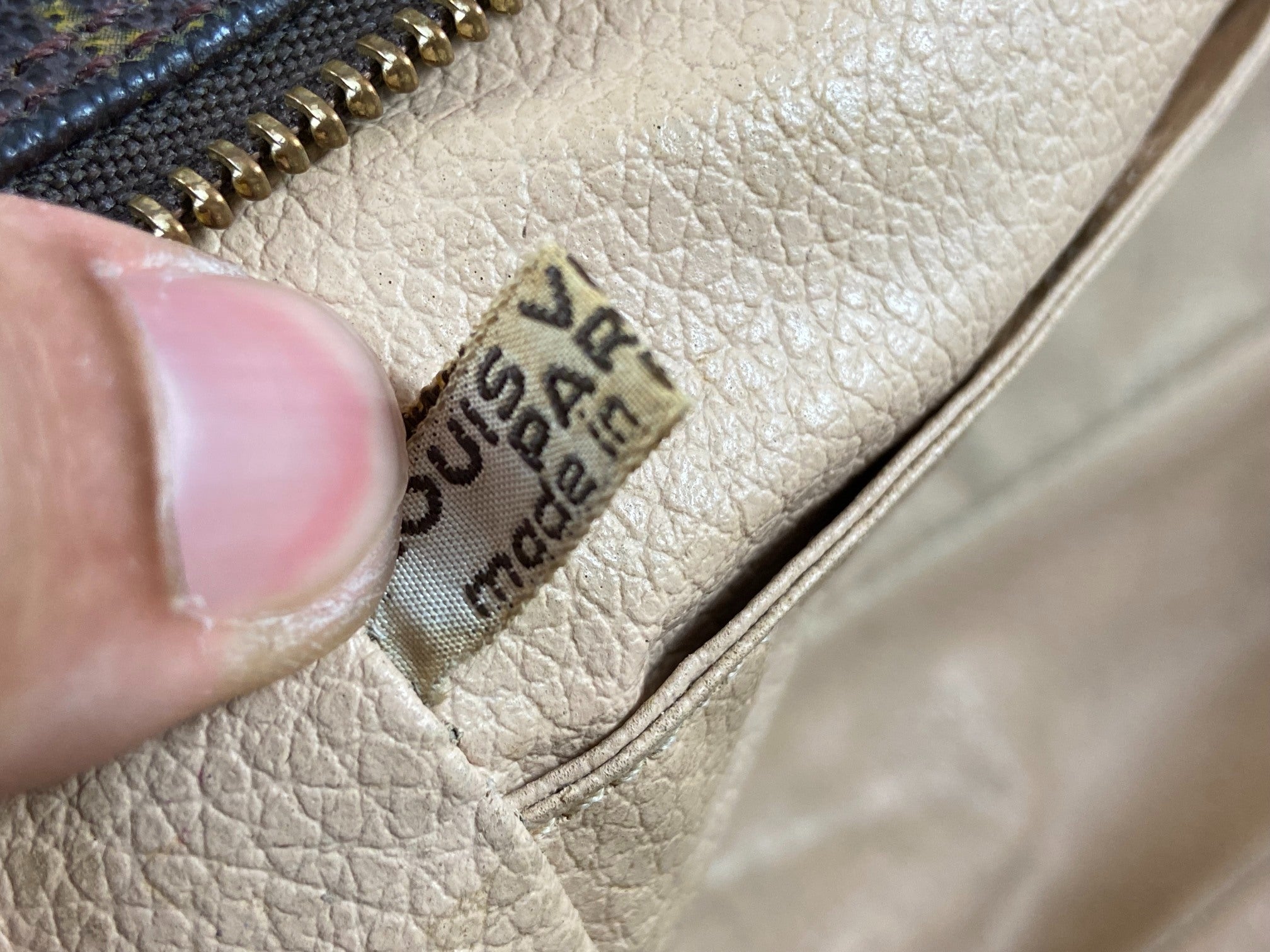 Louis Vuitton Trousse Toilette 28 Monogram Canvas