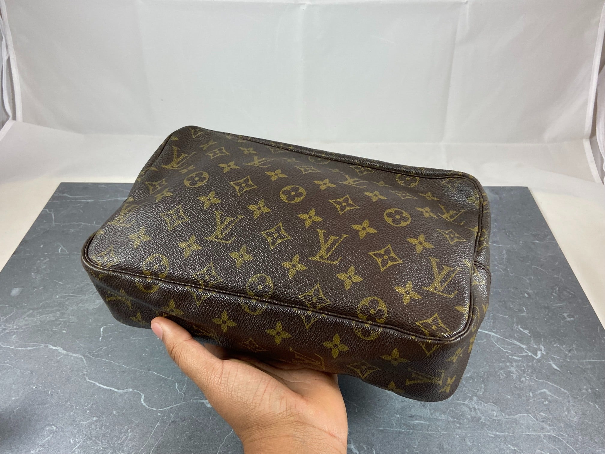 Louis Vuitton Trousse Toilette 28 Monogram Canvas