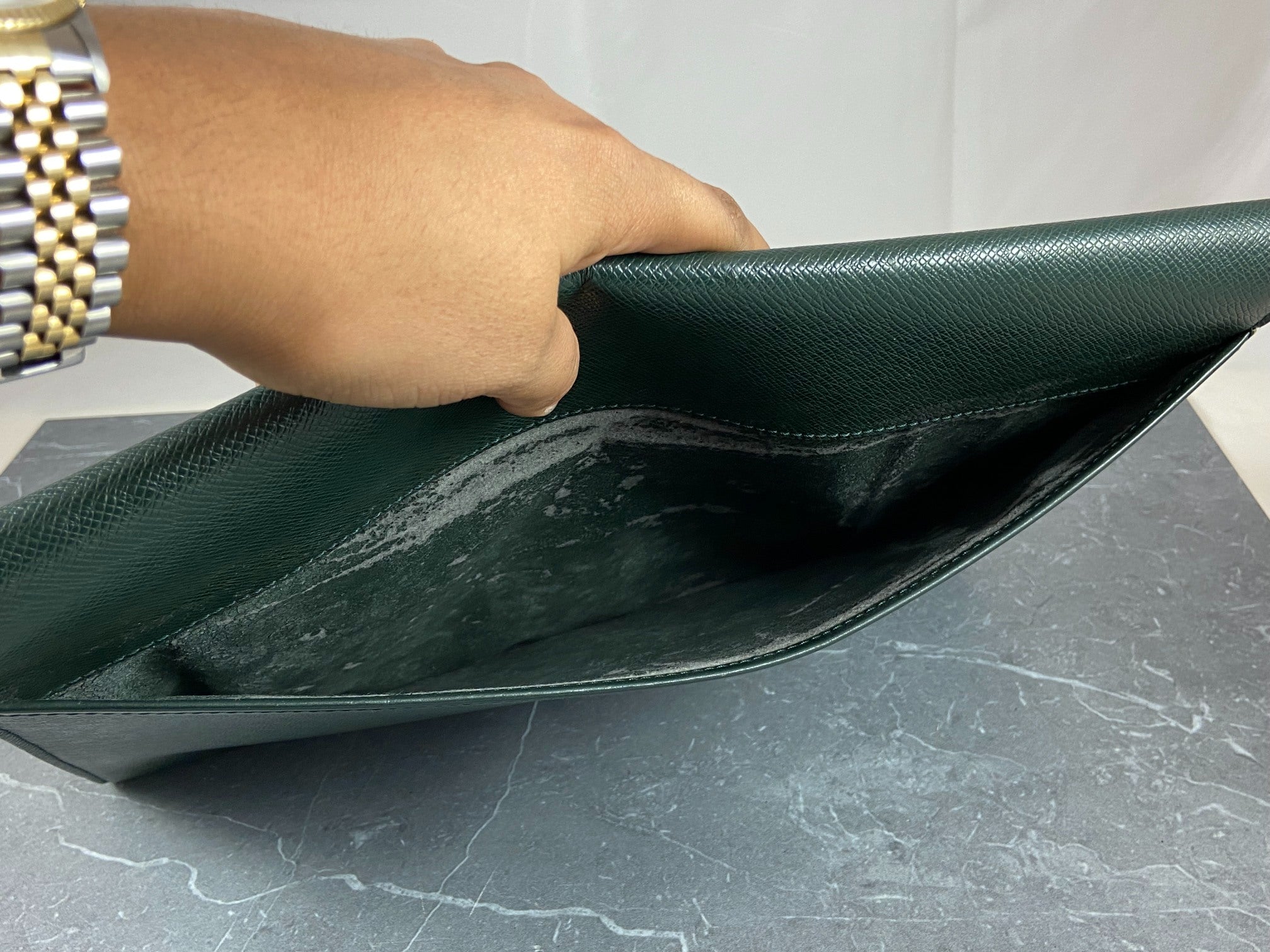 Louis Vuitton Volga Laptop Bag Green Taiga Leather