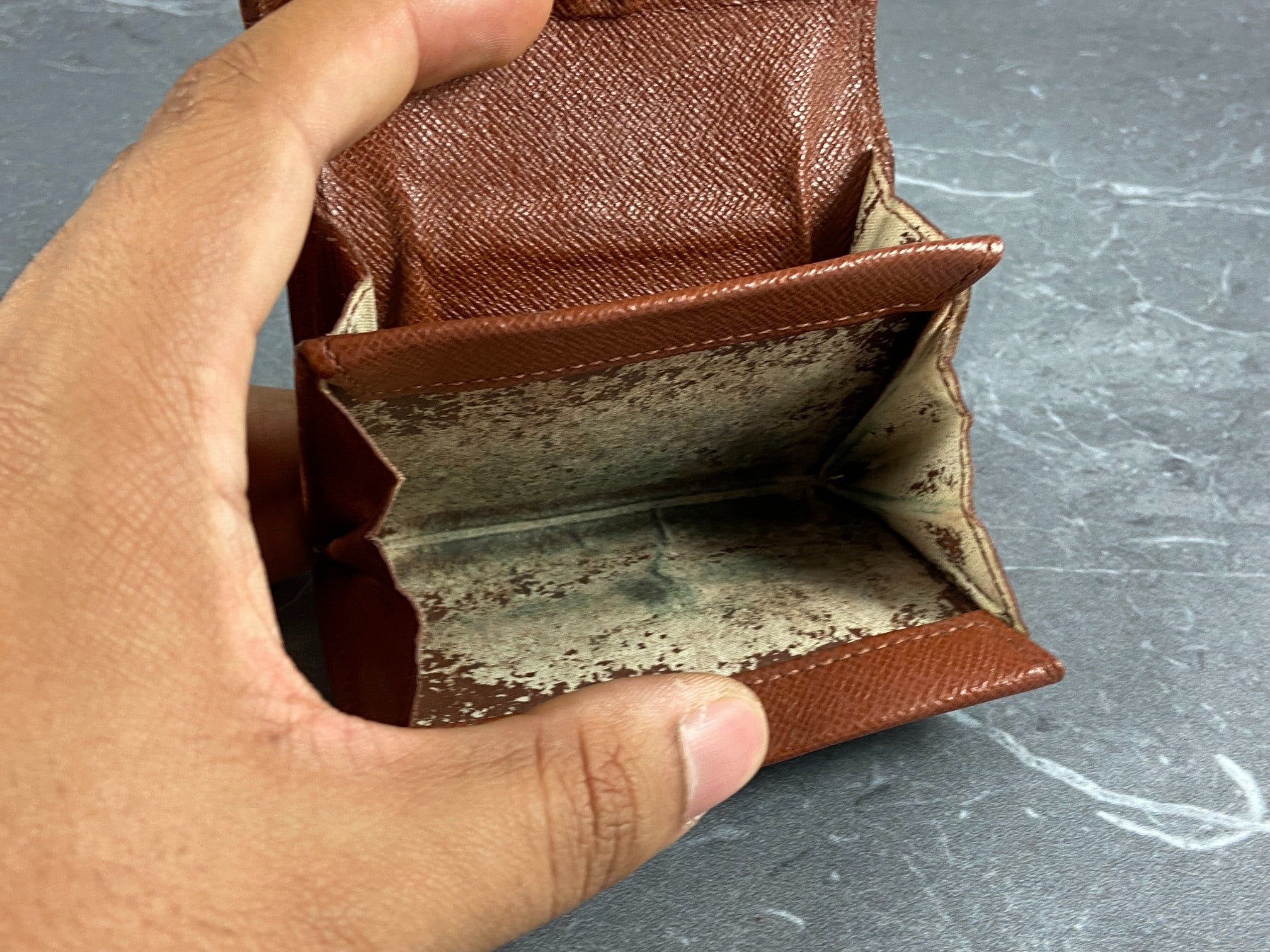 Louis Vuitton Small Wallet / Card Case Monogram Canvas