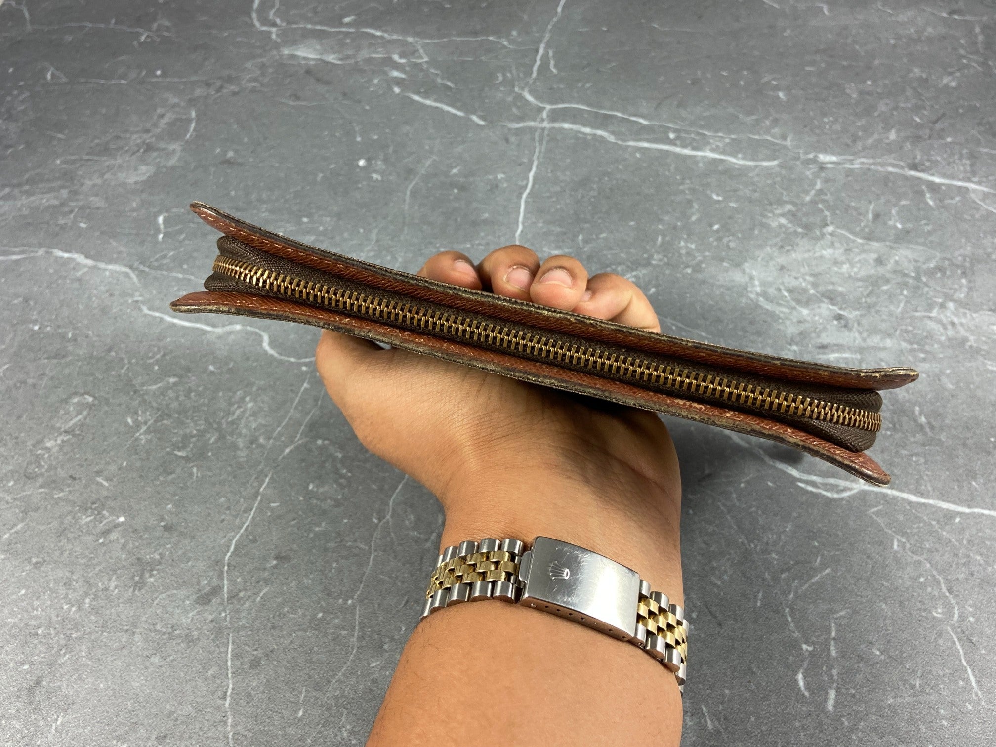 Louis Vuitton Monogram Canvas Zippy Wallet